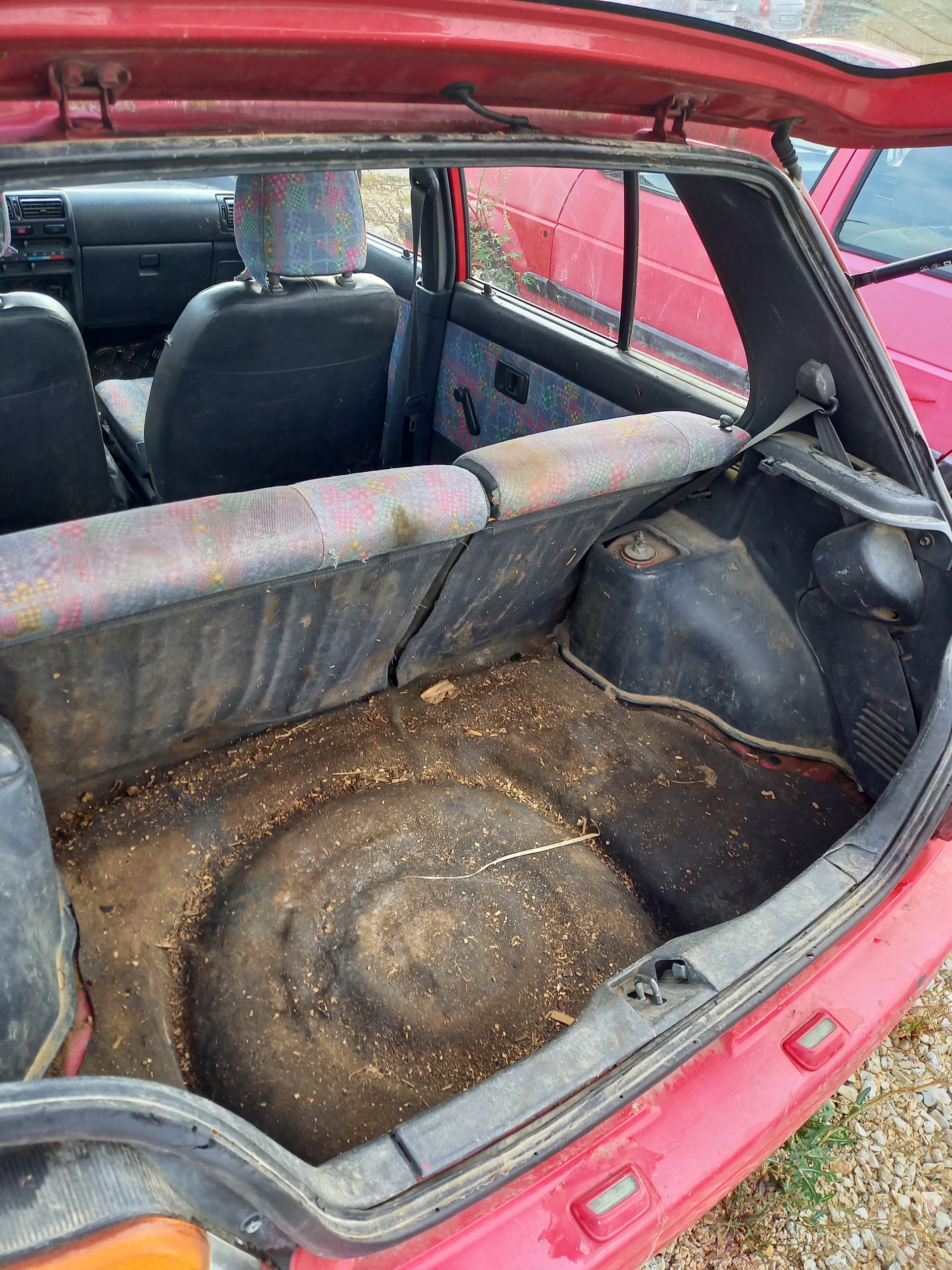 TOYOTA Starlet 1.3 XLi Dance-image-7