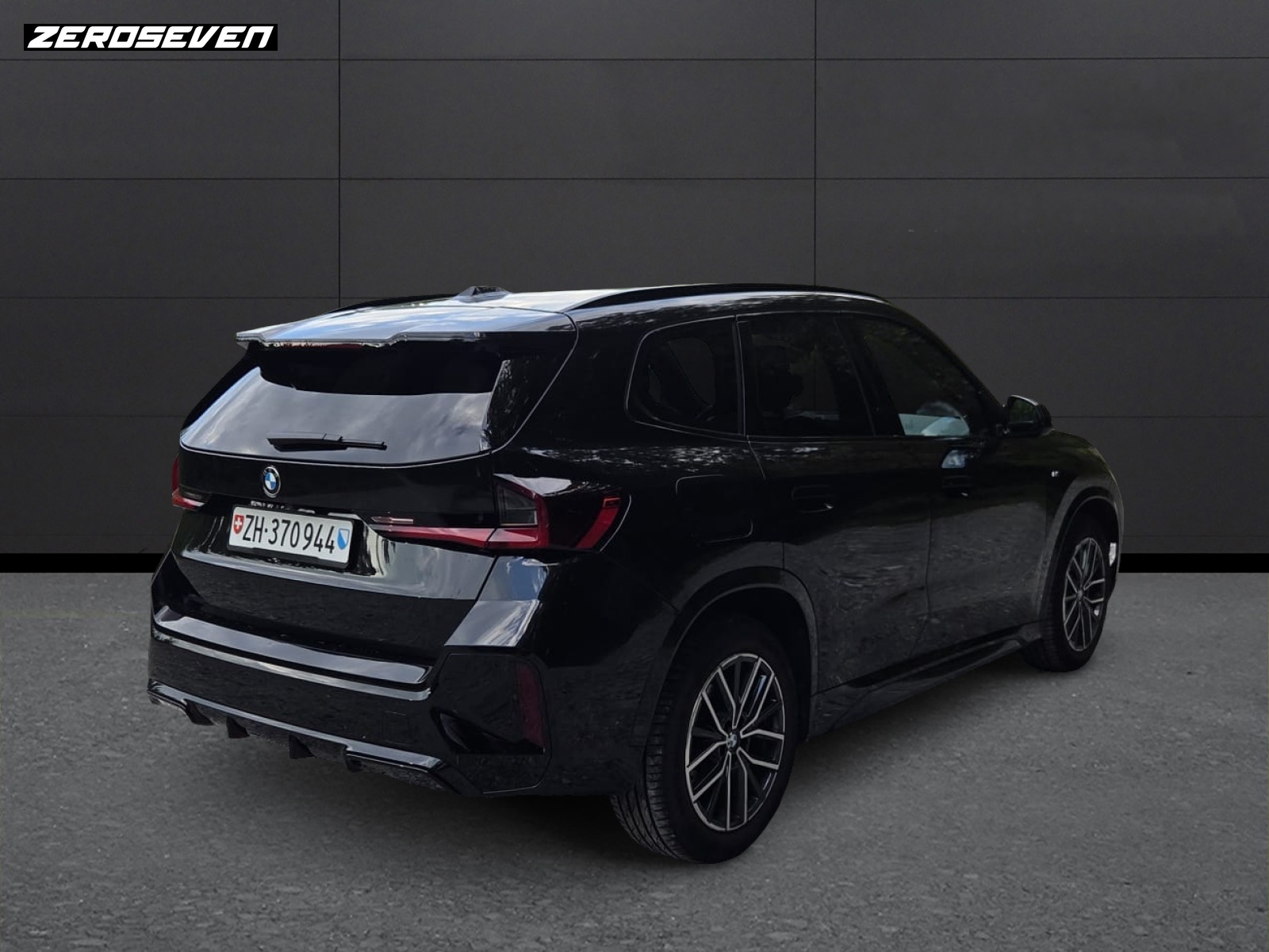 BMW X1 xDrive 23d 48V M Sport-image-6