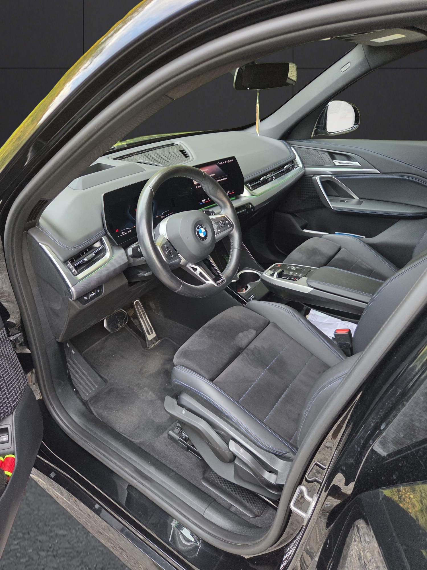BMW X1 xDrive 23d 48V M Sport-image-11