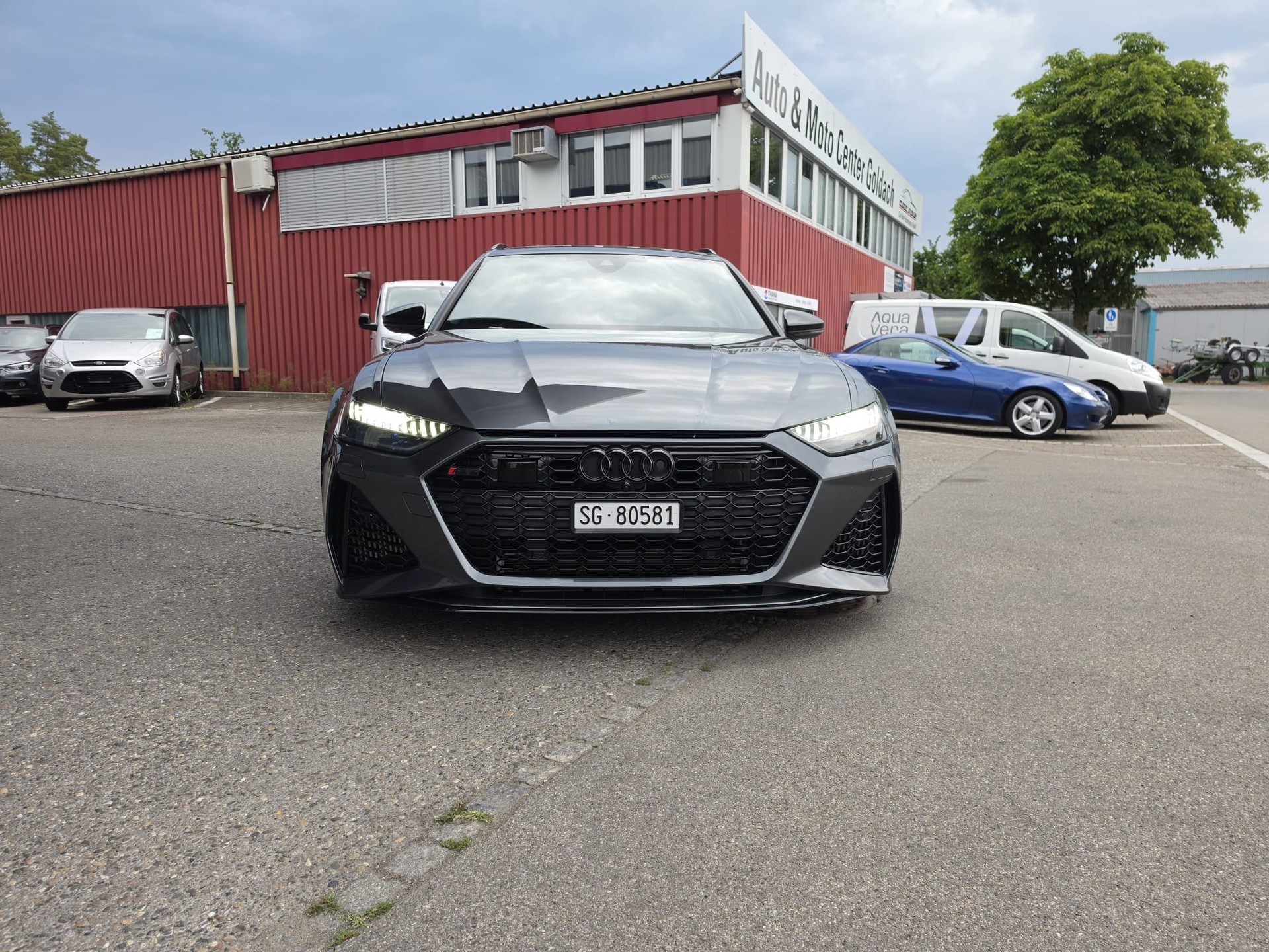 AUDI RS6 Avant 4.0 TFSI V8 quattro-image-4