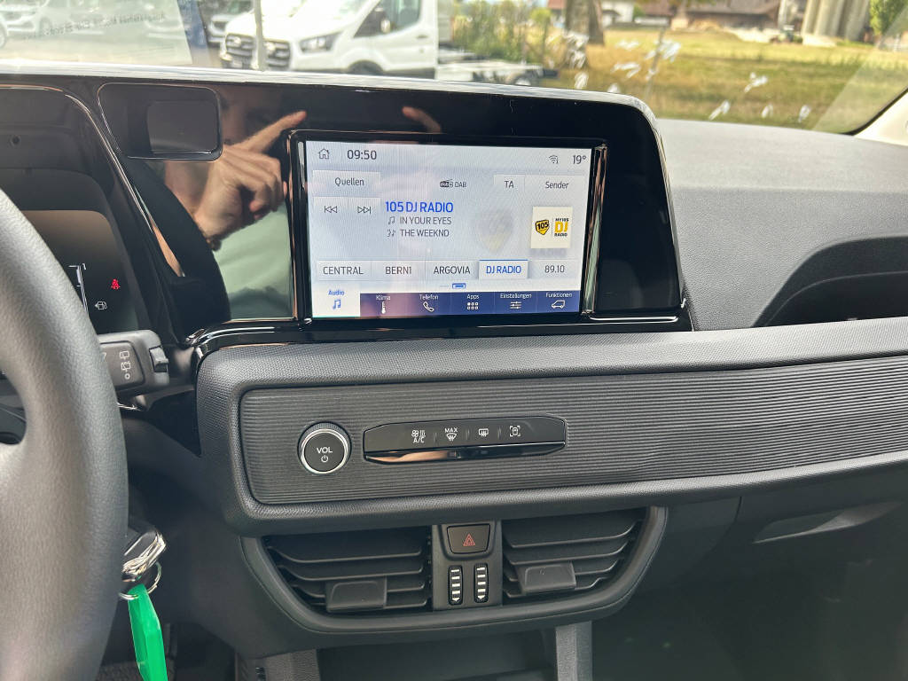 FORD Transit Courier Van 1.0 EcoBoost Trend-image-9