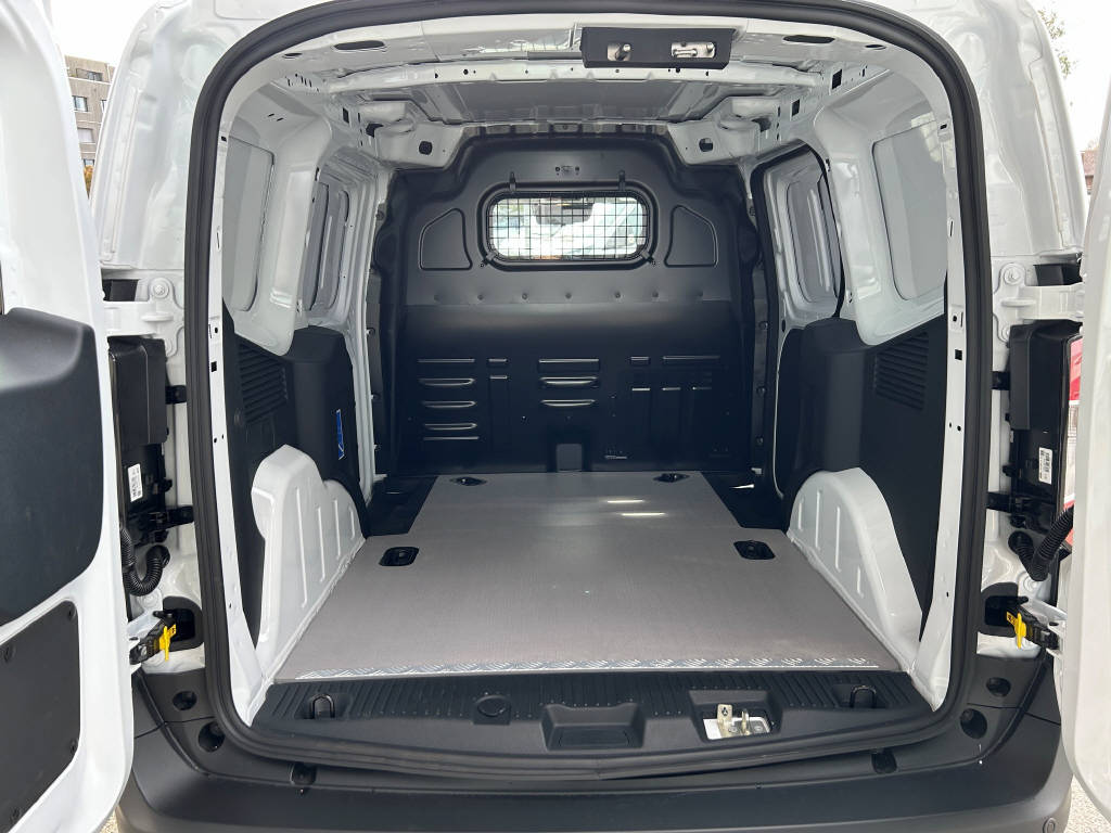 FORD Transit Courier Van 1.0 EcoBoost Trend-image-4