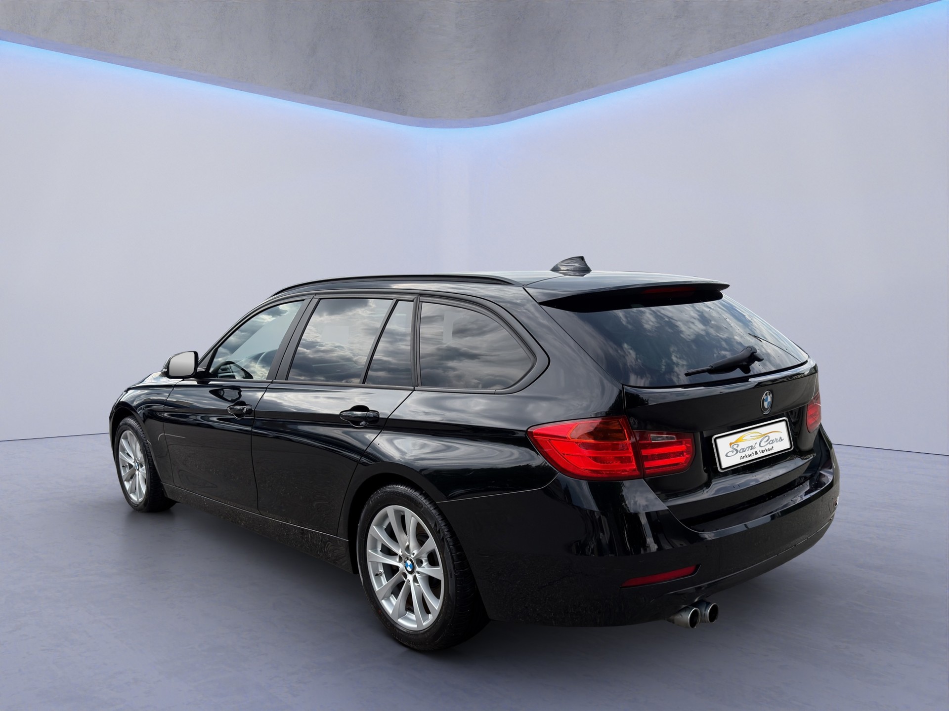 BMW 335d xDrive Touring Steptronic-image-3