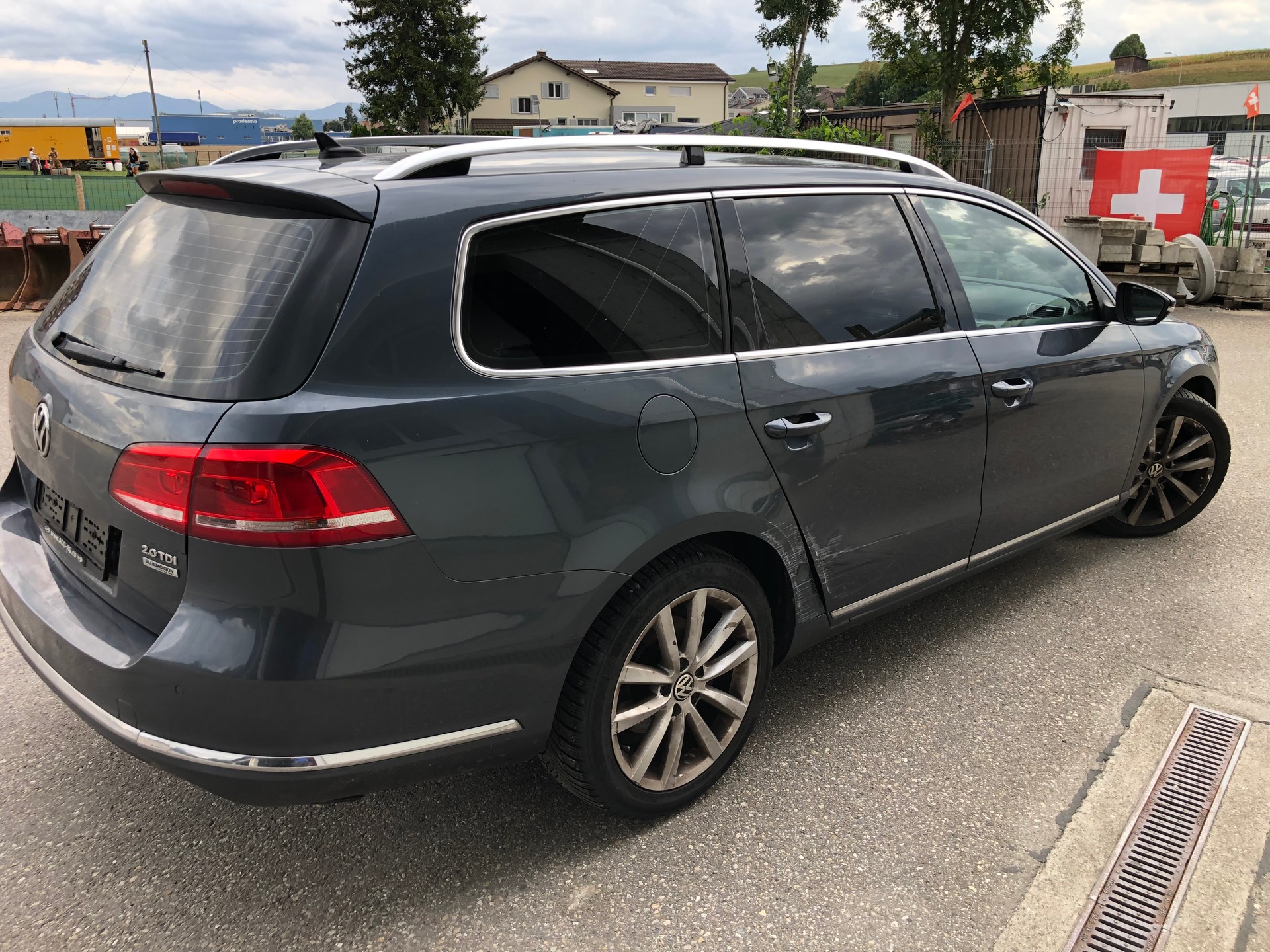 VW Passat Variant 2.0 TDI BMT Highline DSG-image-3