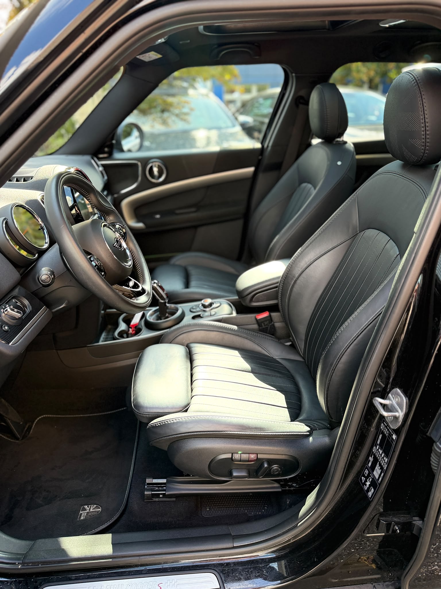 MINI Countryman F60 2.0i Cooper S SAG ALL4-image-6