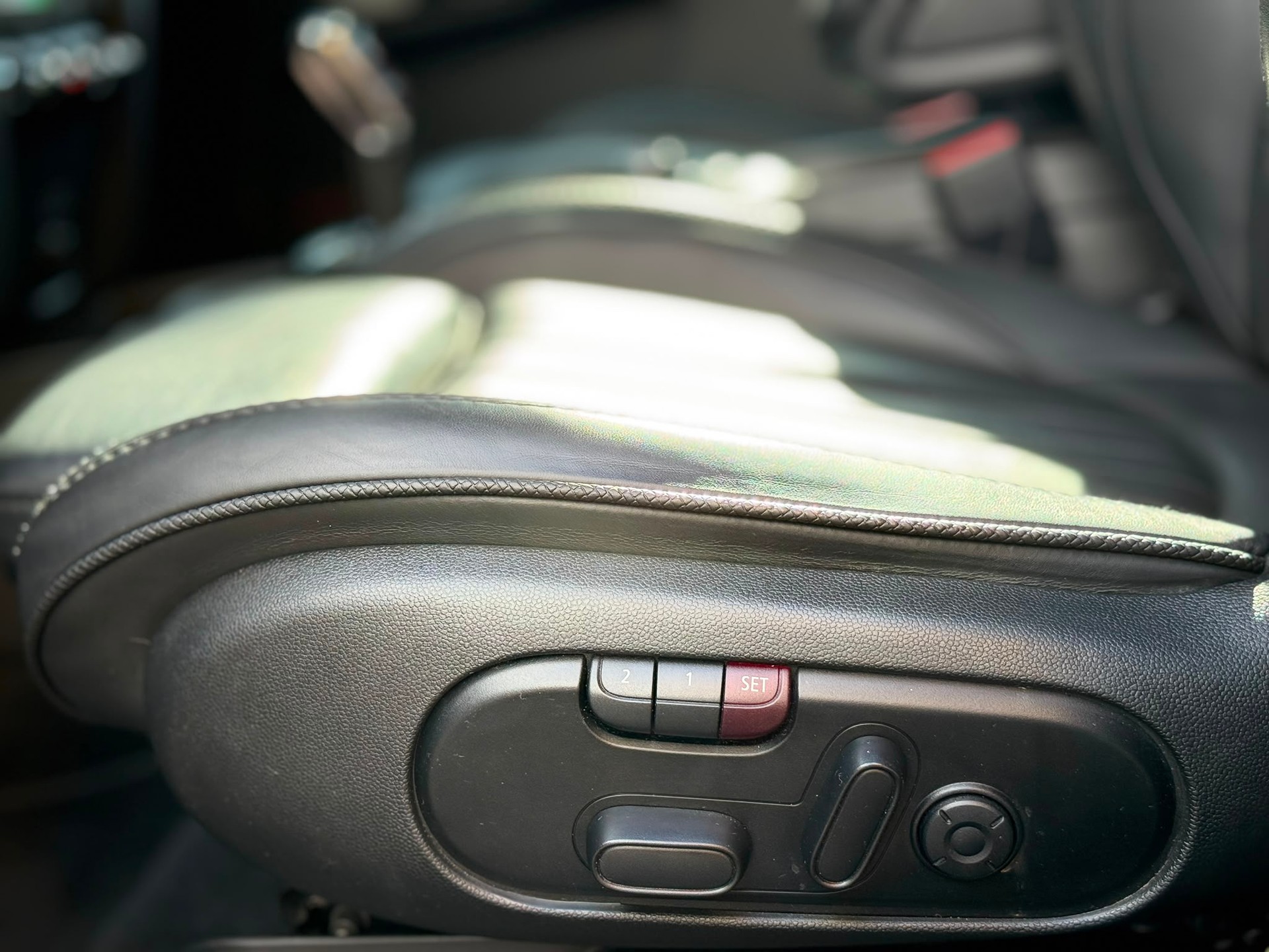 MINI Countryman F60 2.0i Cooper S SAG ALL4-image-7