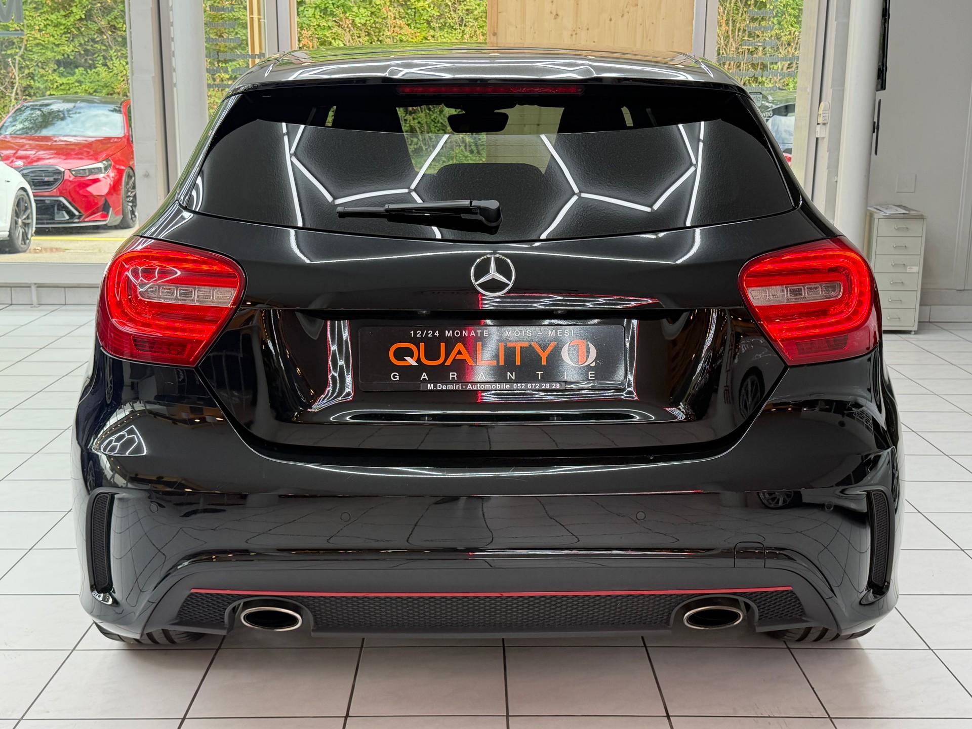 MERCEDES-BENZ A 250 Sport-image-8