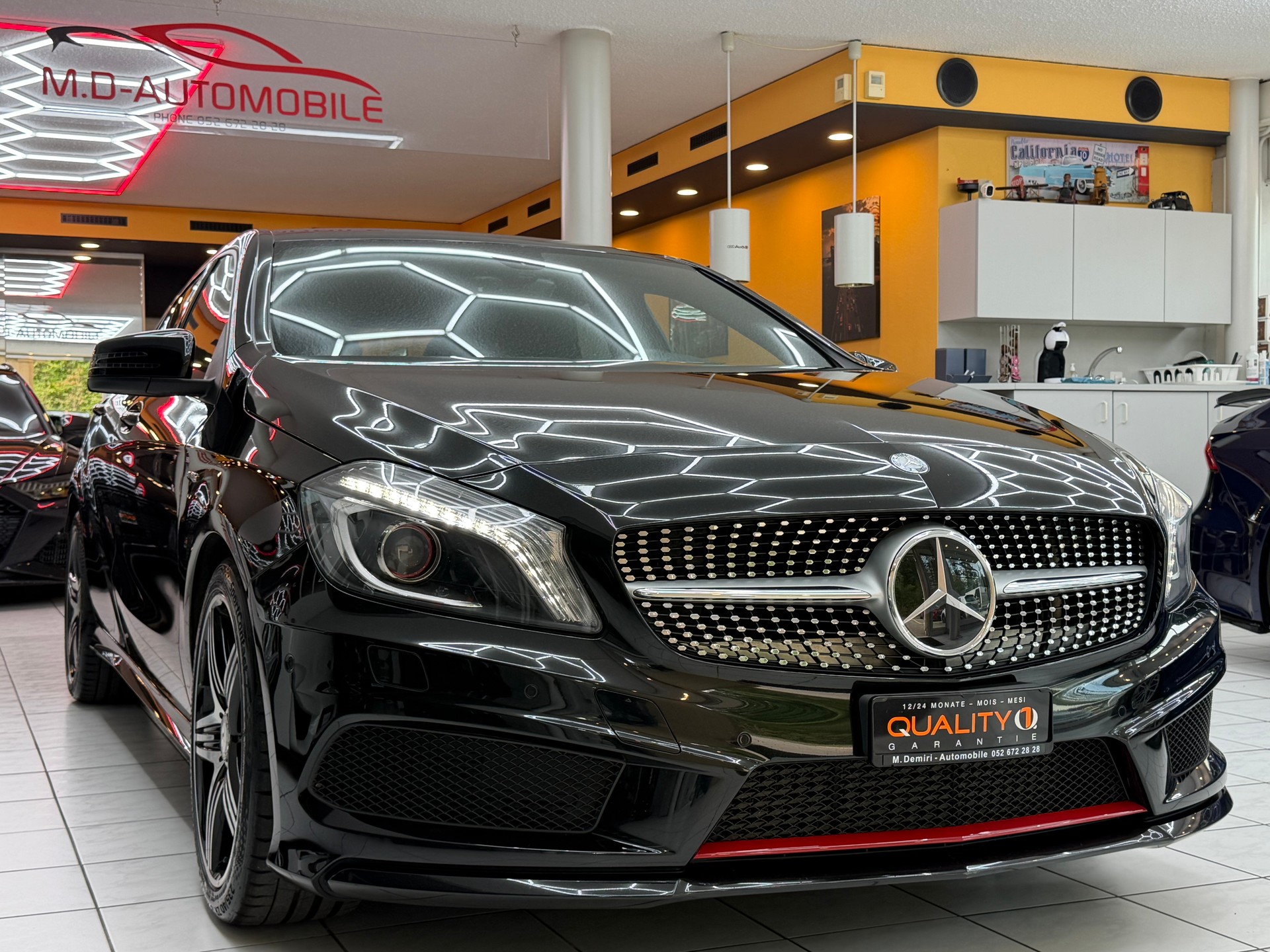 MERCEDES-BENZ A 250 Sport-image-2