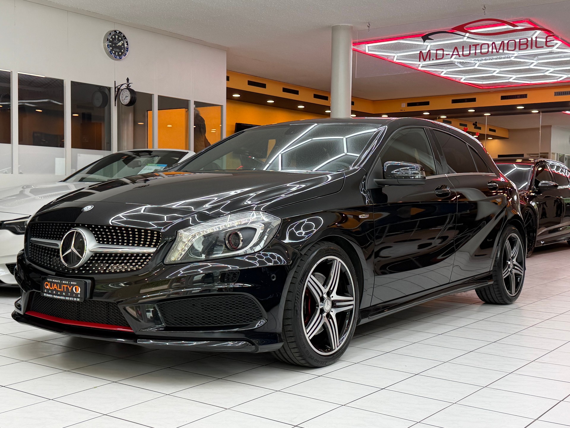 MERCEDES-BENZ A 250 Sport-image-4