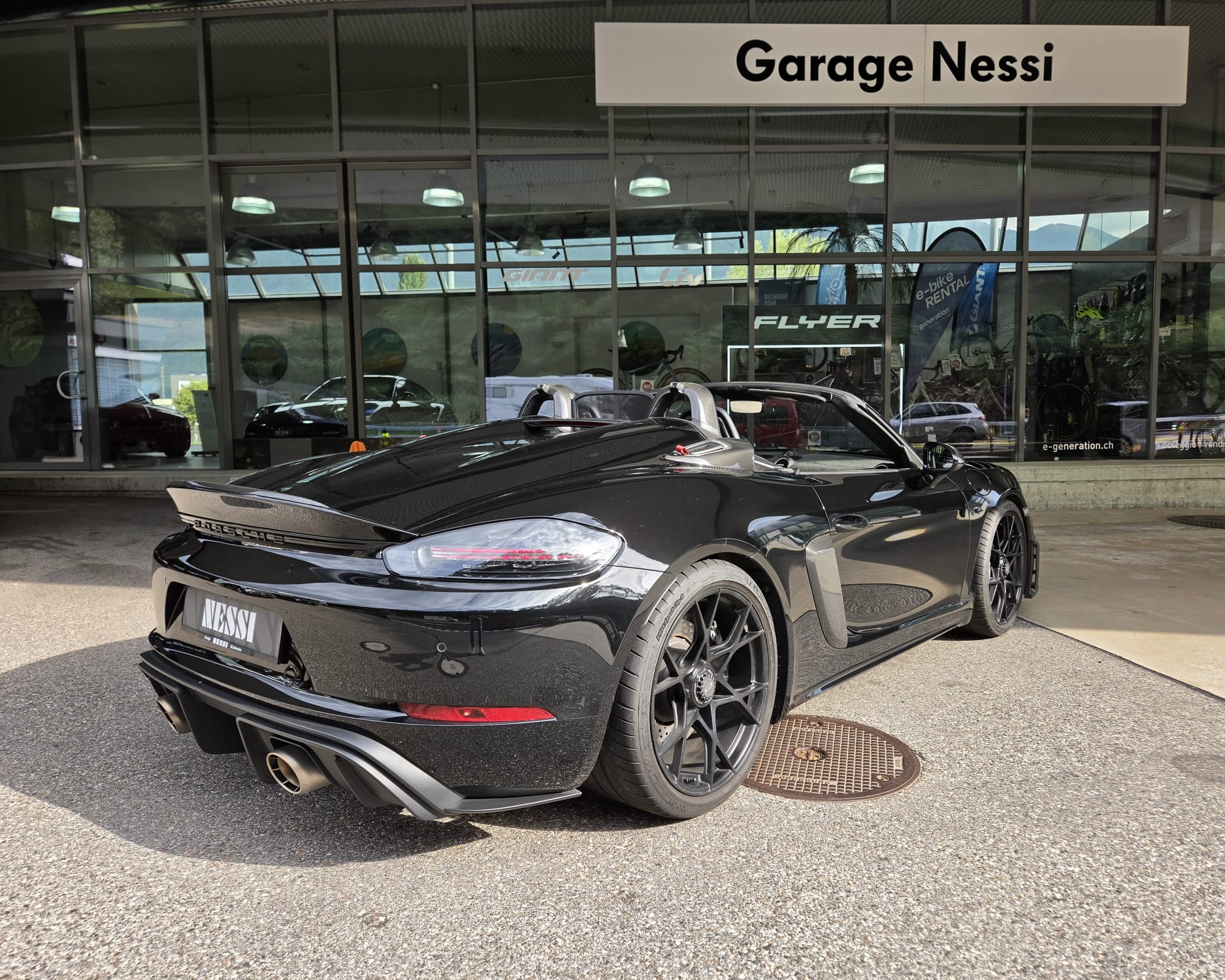 PORSCHE 718 Boxster Spyder RS PDK-showroom-element-3