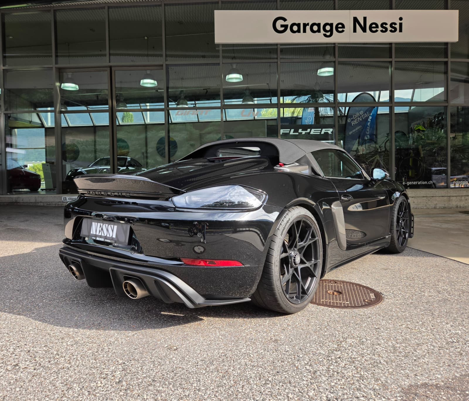 PORSCHE 718 Boxster Spyder RS PDK-showroom-element-2