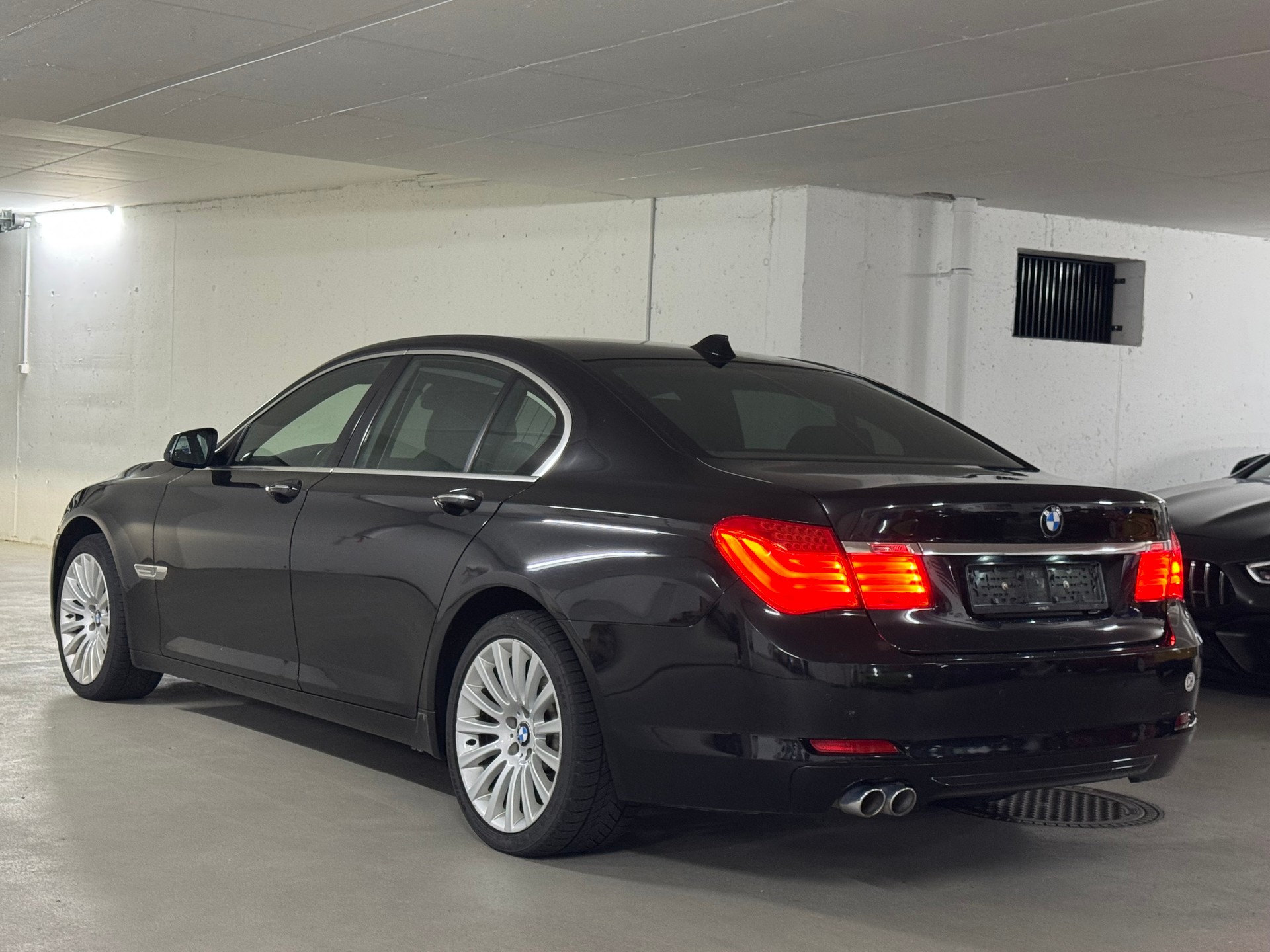 BMW 730d-image-4