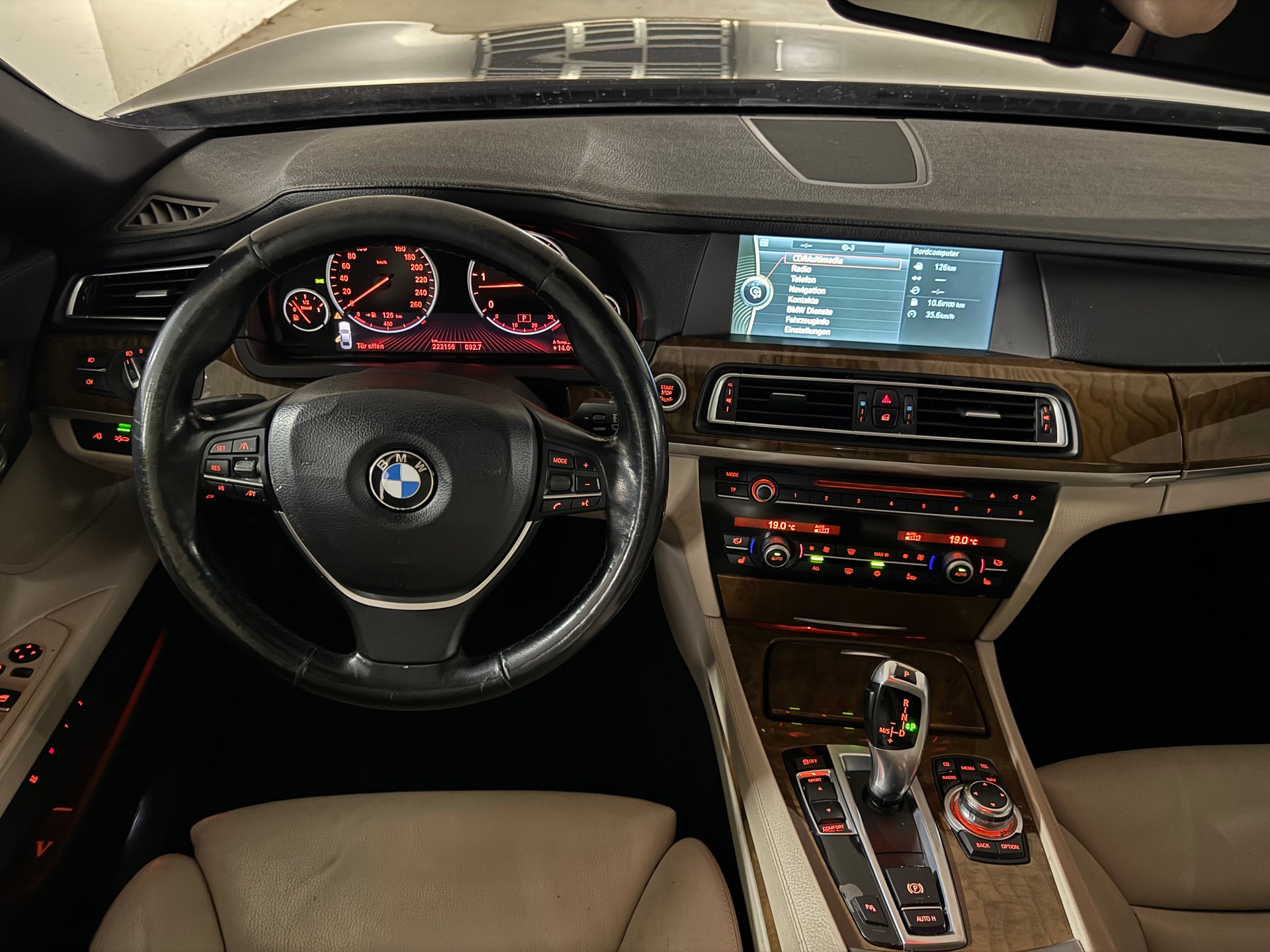 BMW 730d-image-11