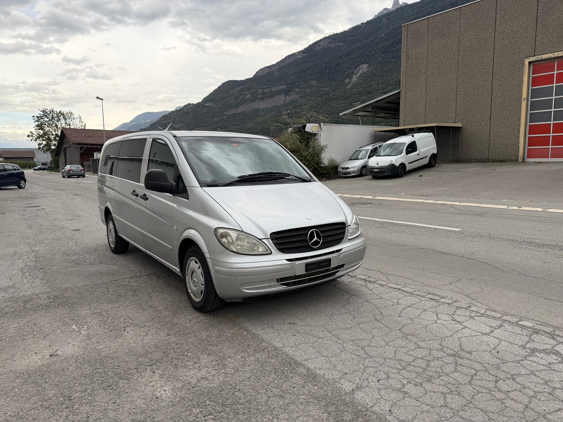 MERCEDES-BENZ Vito 115 CDI L Plus-image-4