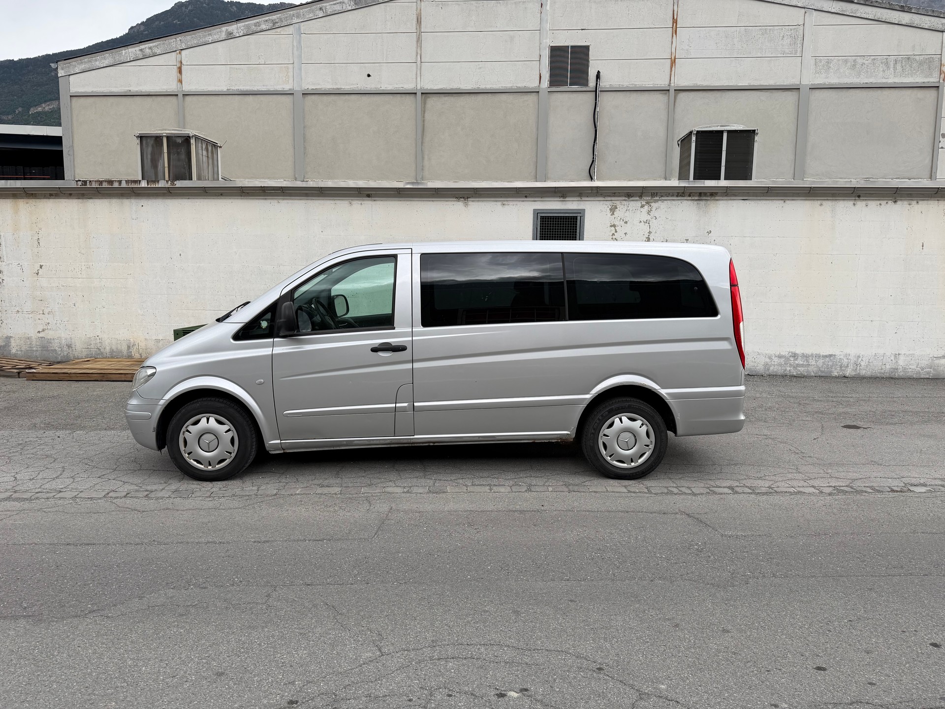 MERCEDES-BENZ Vito 115 CDI L Plus-image-1