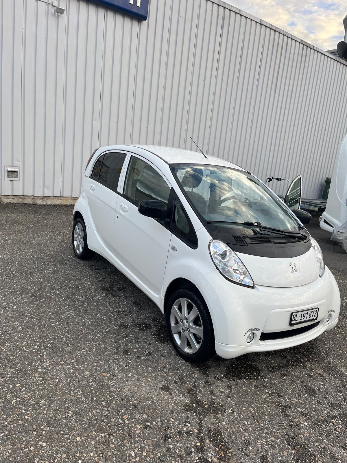 PEUGEOT Active-image-2