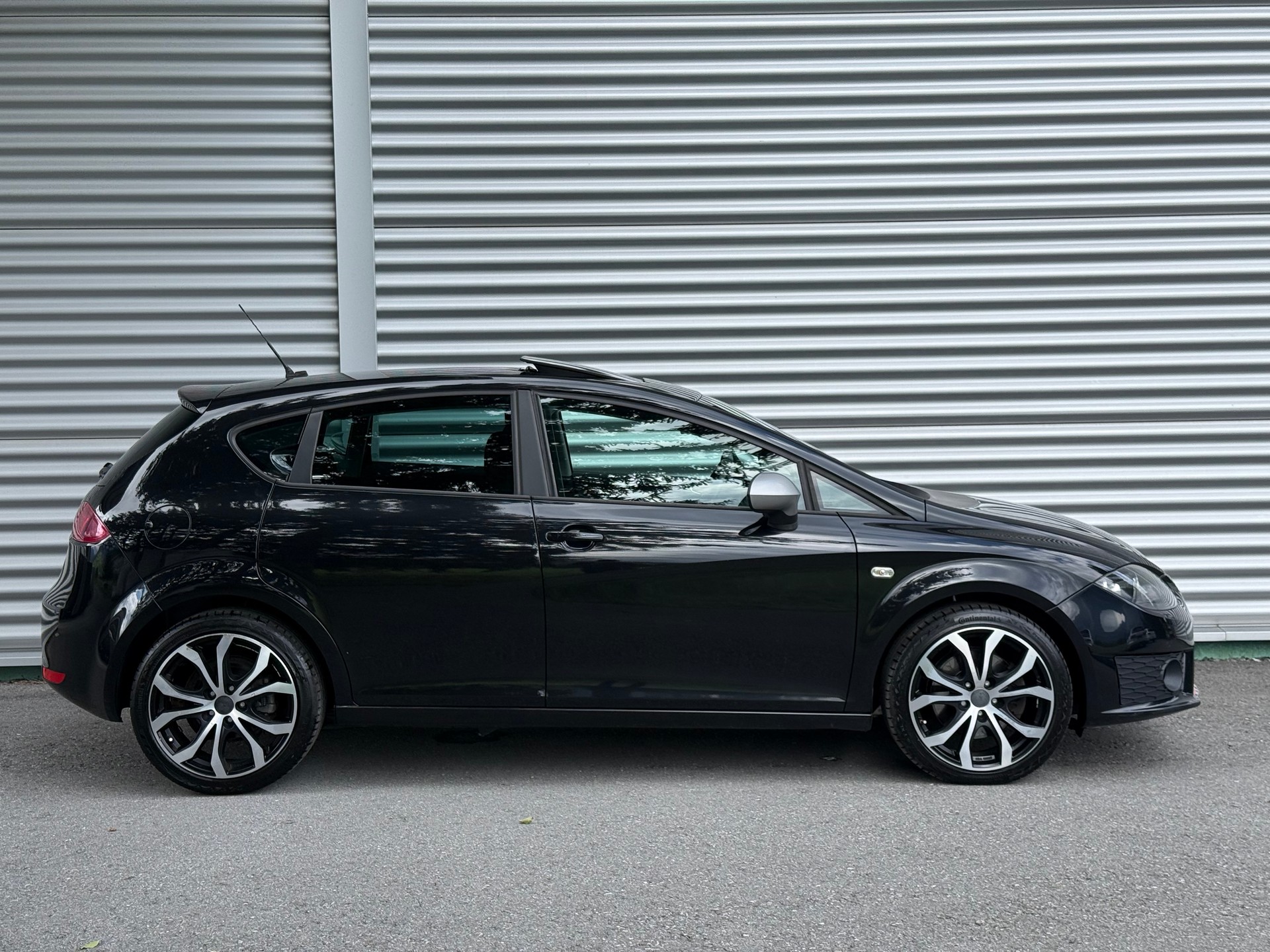 SEAT Leon 2.0 TSI FR-image-4