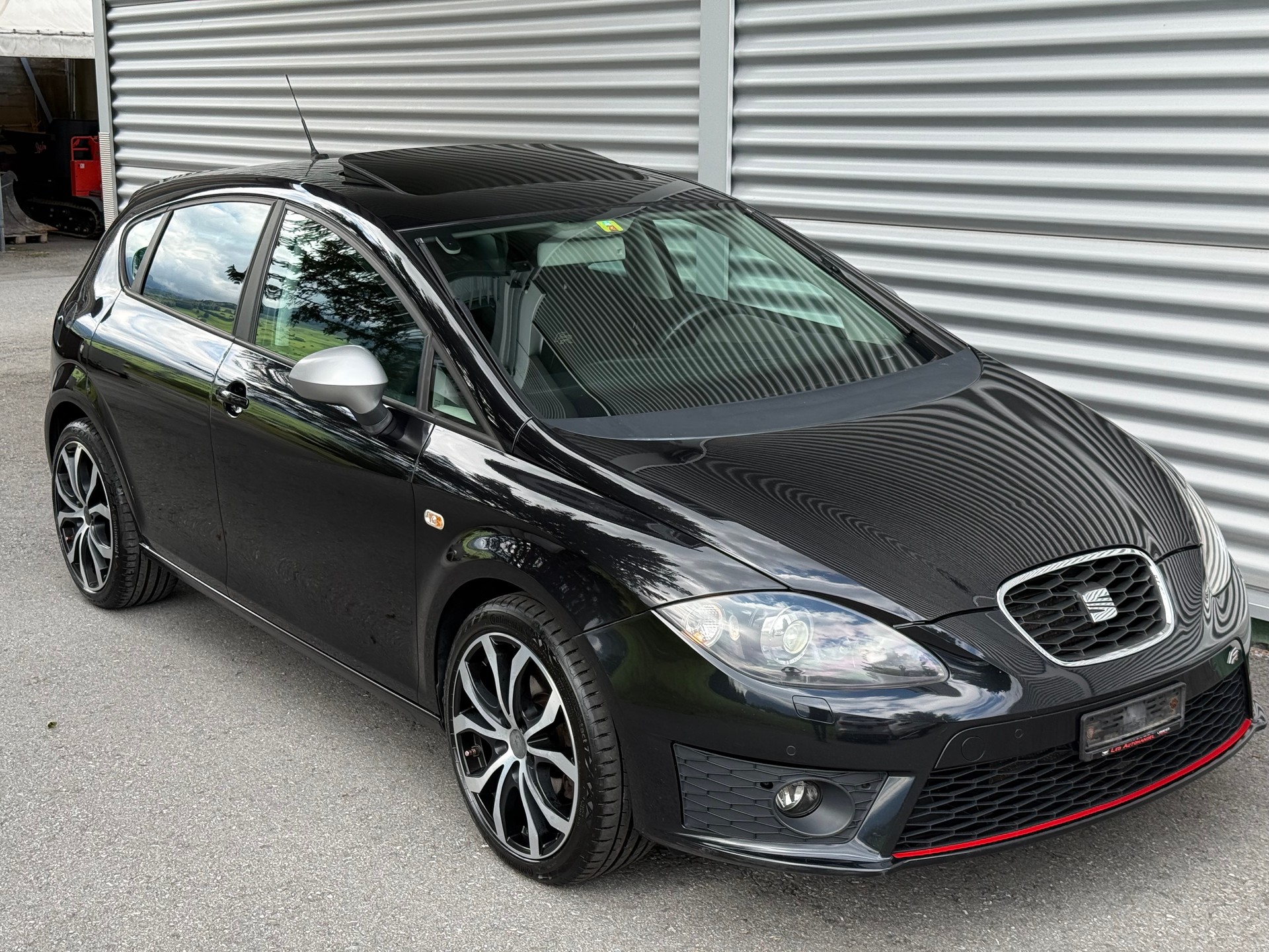 SEAT Leon 2.0 TSI FR-image-3