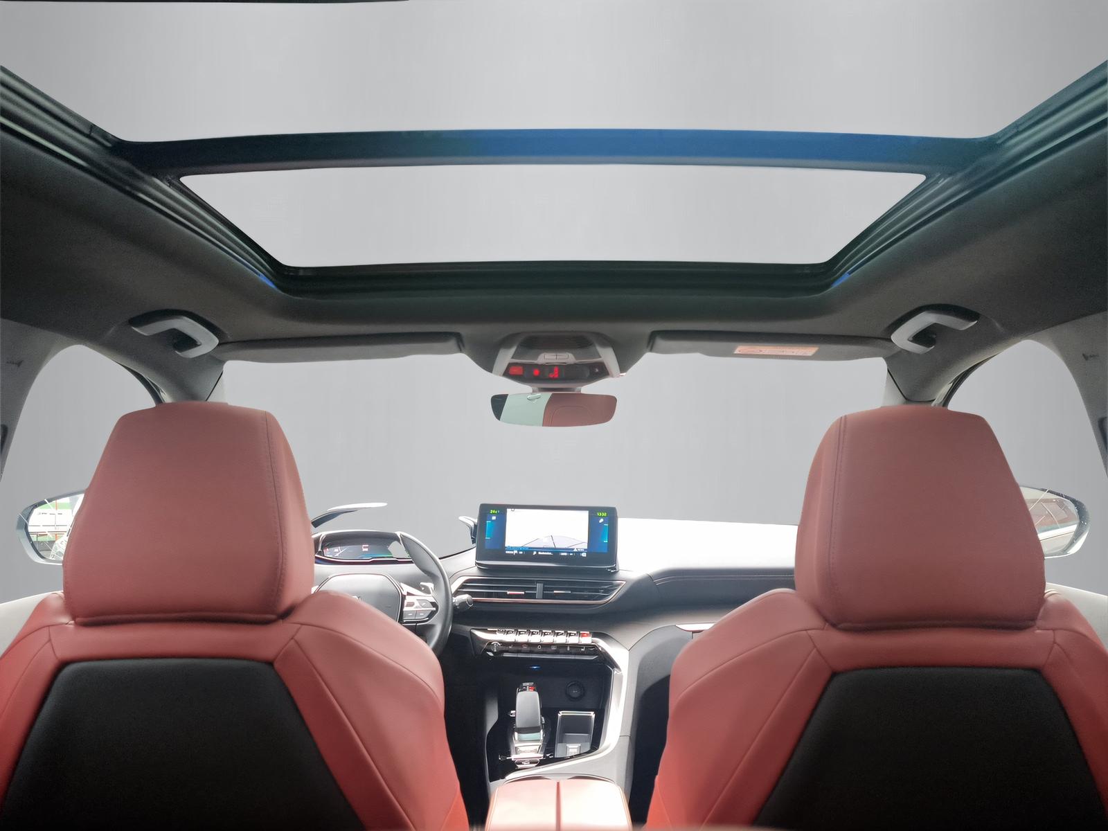 PEUGEOT 3008 1.6 Plug-in Hybrid4 GT Pack-image-14