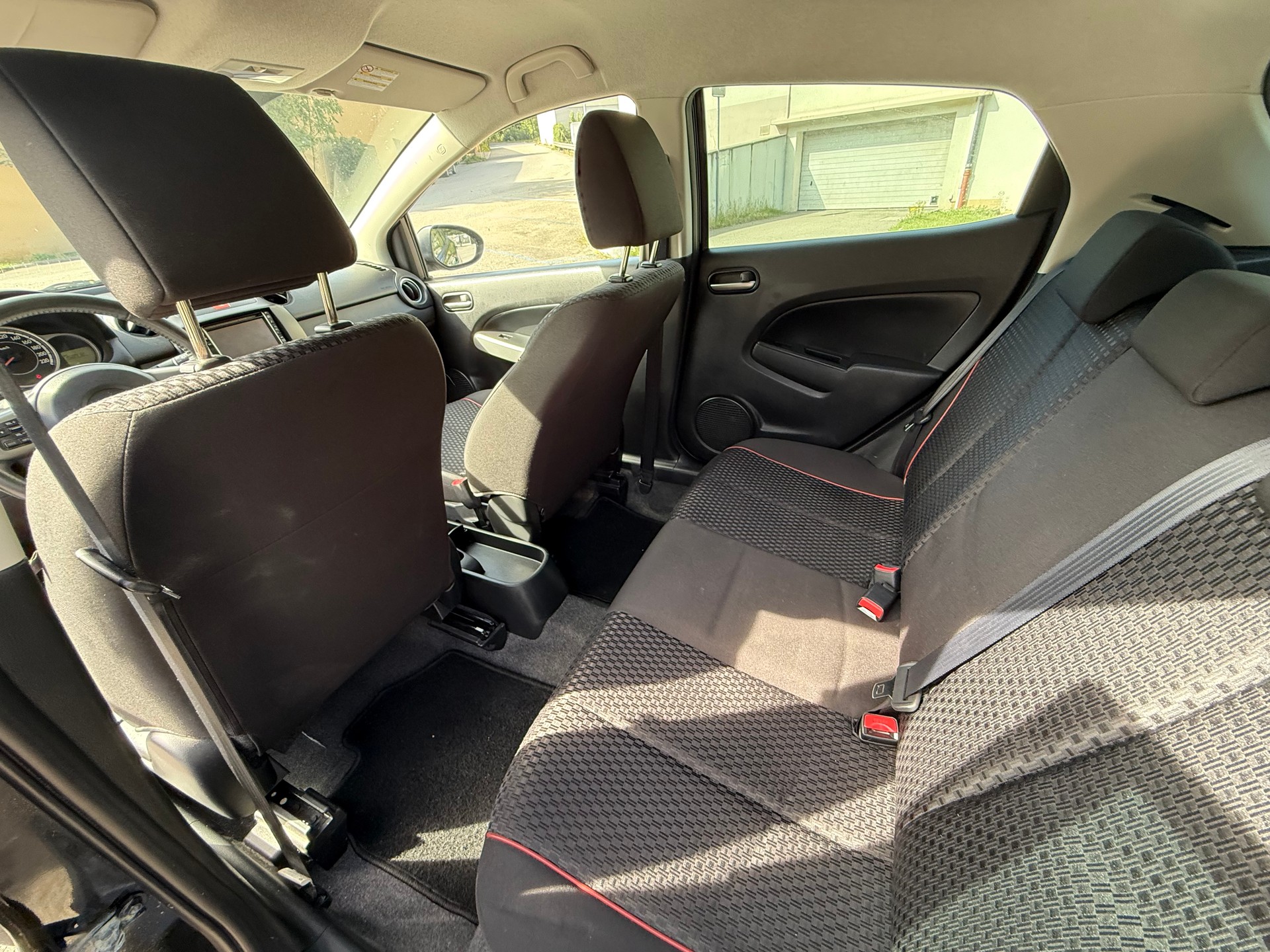 MAZDA 2 1.3i 16V Exclusive-image-11