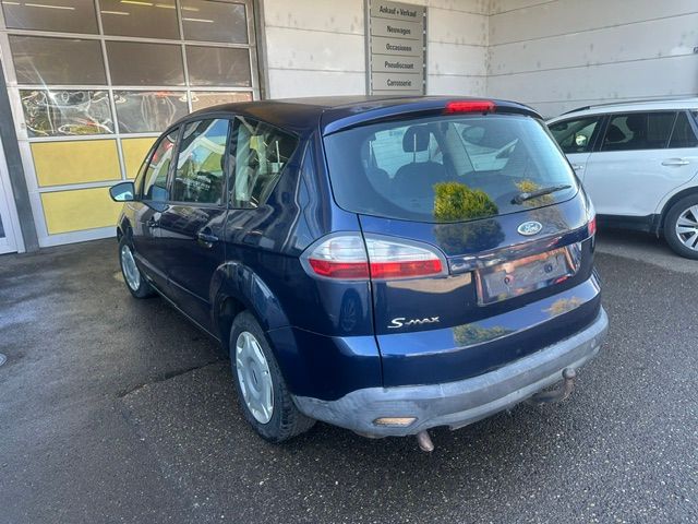 FORD S-Max 2.0i Ambiente-image-4
