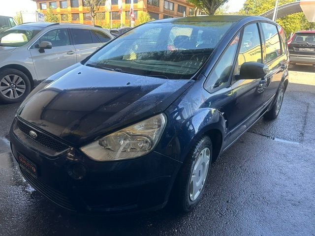 FORD S-Max 2.0i Ambiente