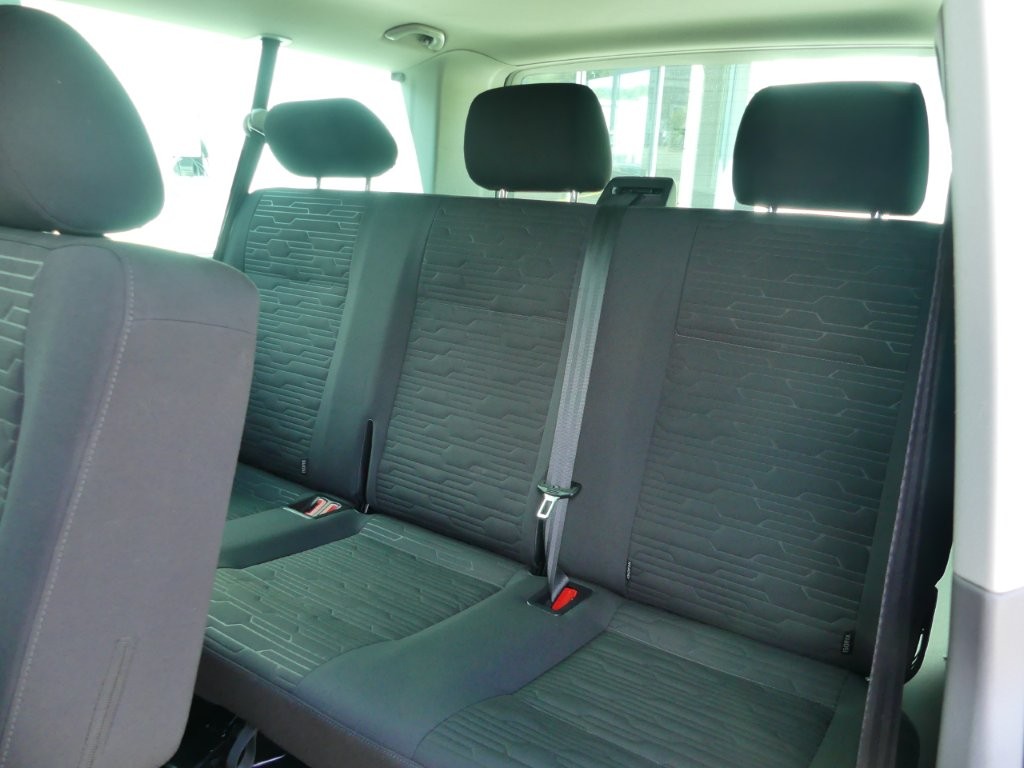 VW T6 Multivan 2.0 TDI Comfortline Generation Six-image-13