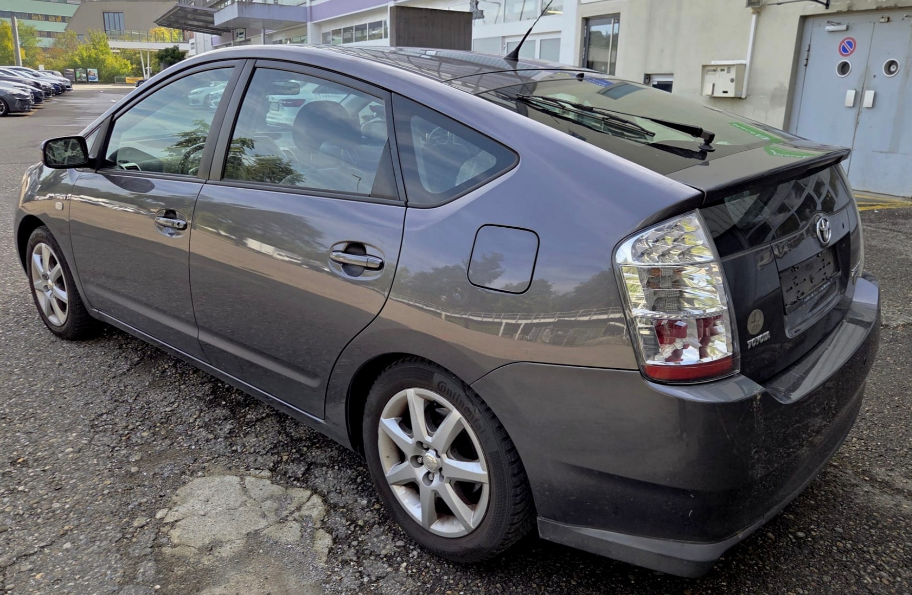 TOYOTA Prius 1.5 16V Hybrid-image-4