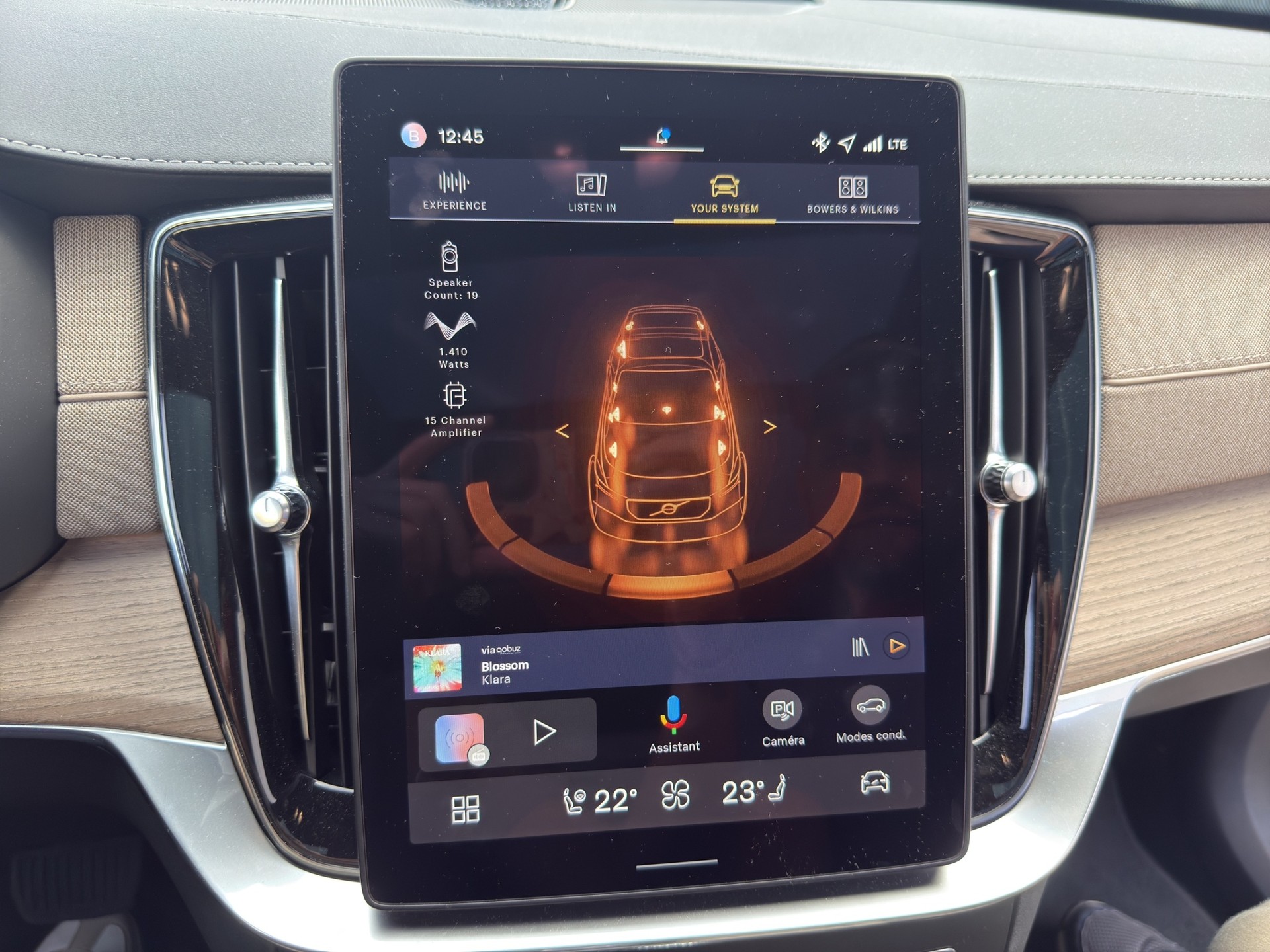 VOLVO XC90 T8 eAWD PluginHybrid Ultra Bright Geartronic-image-16