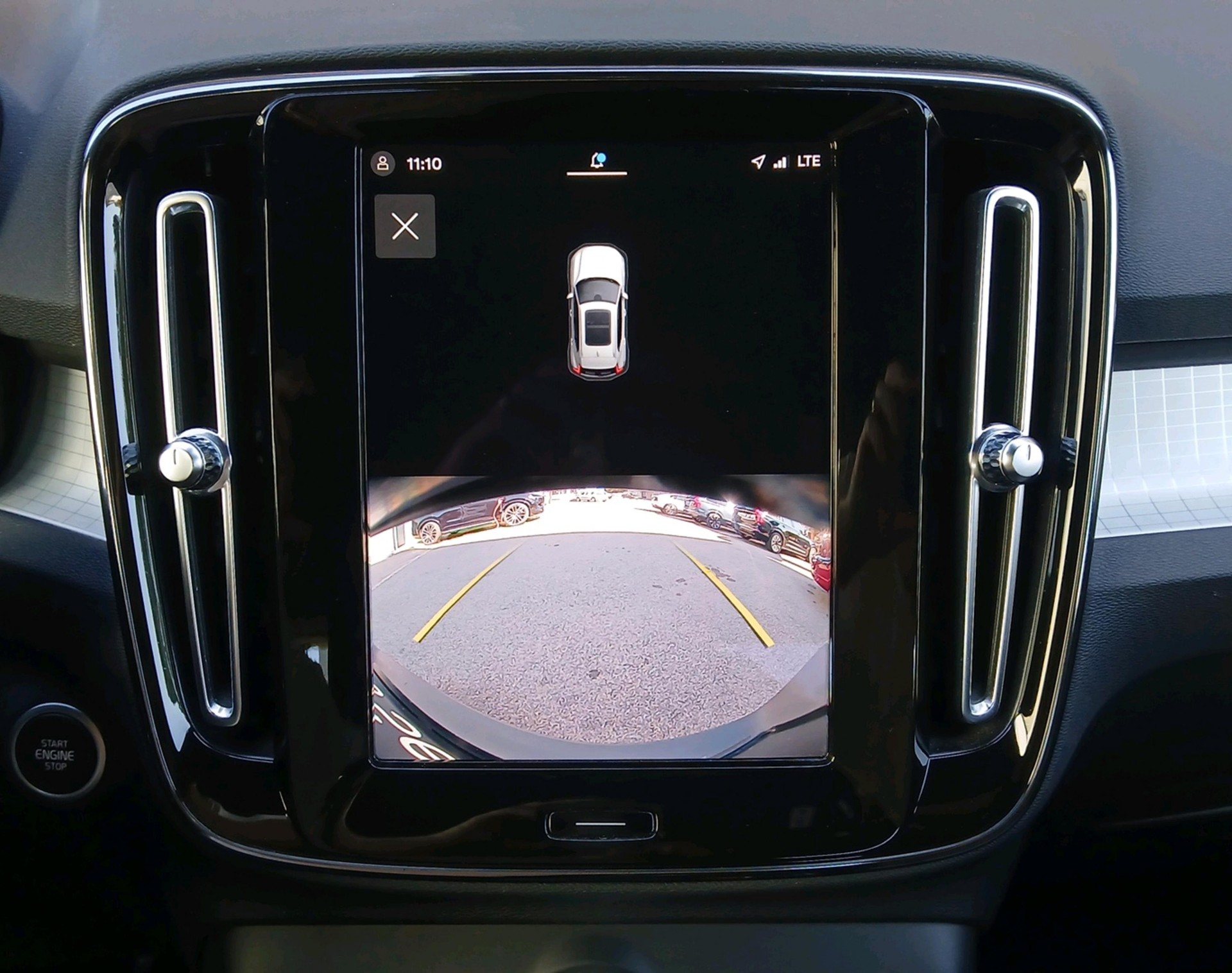 VOLVO XC40 2.0 B3 MH Core-image-17