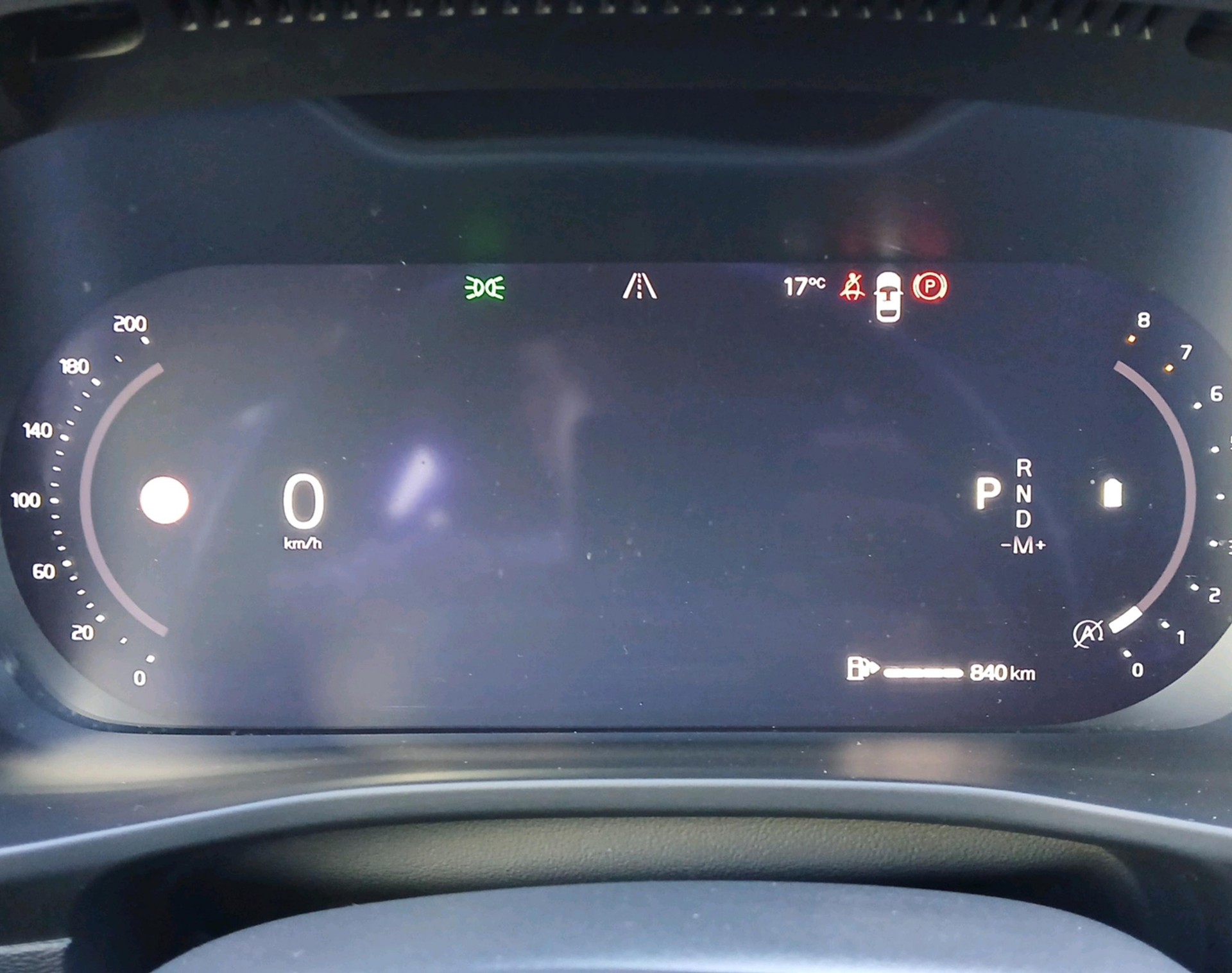 VOLVO XC40 2.0 B3 MH Core-image-11