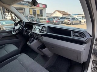 VW T6.1 2.0 TDI 4Motion DSG-image-9