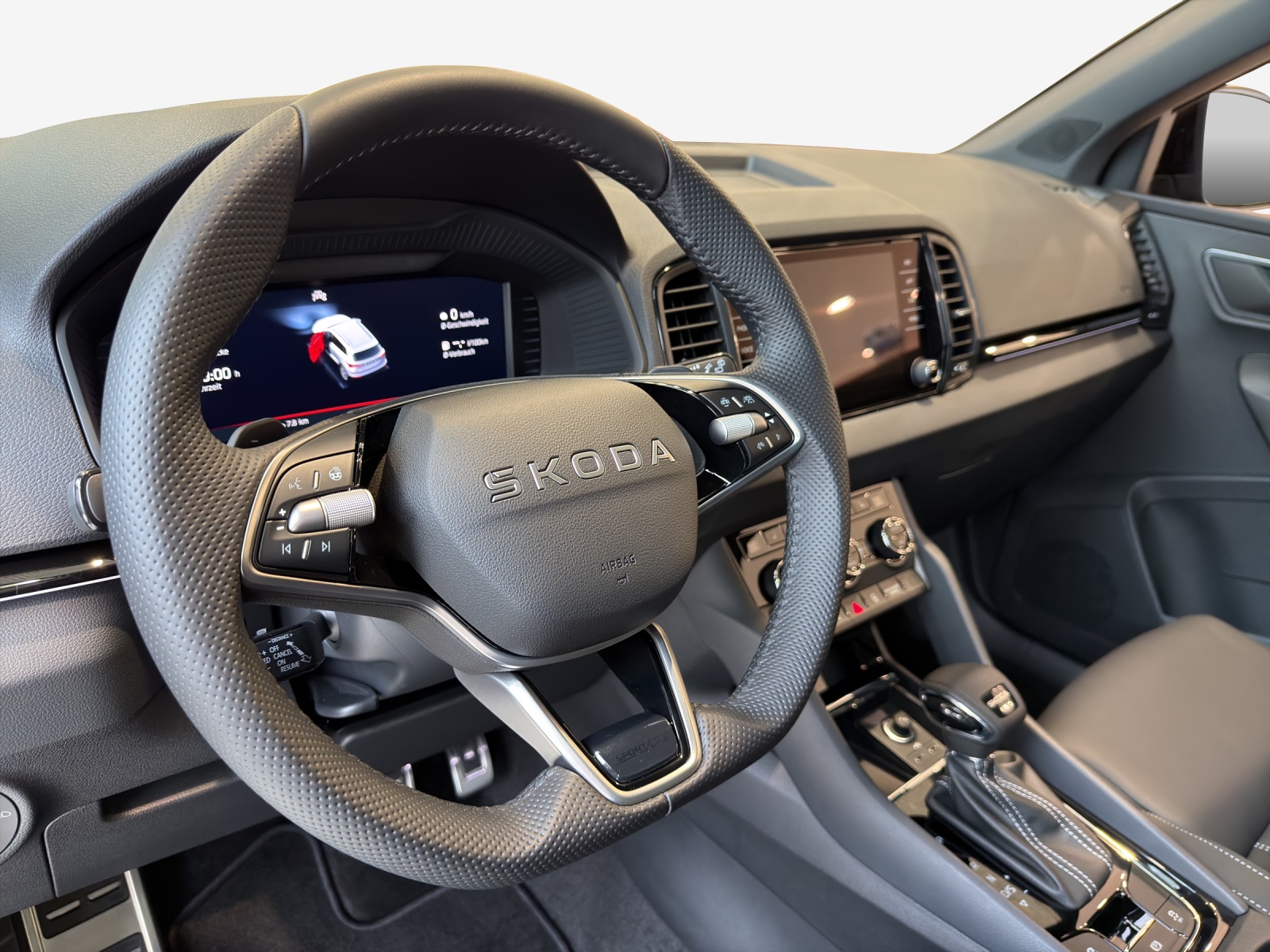 SKODA Karoq 2.0 TSI SportLine 4x4 DSG-image-6