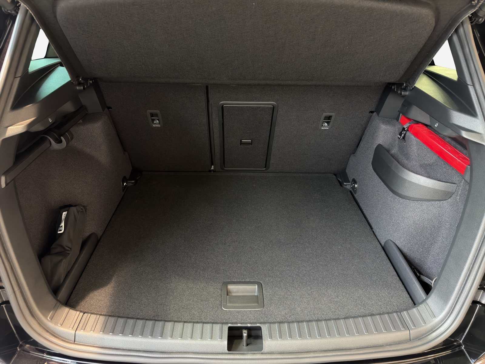 SKODA Karoq 2.0 TSI SportLine 4x4 DSG-image-9