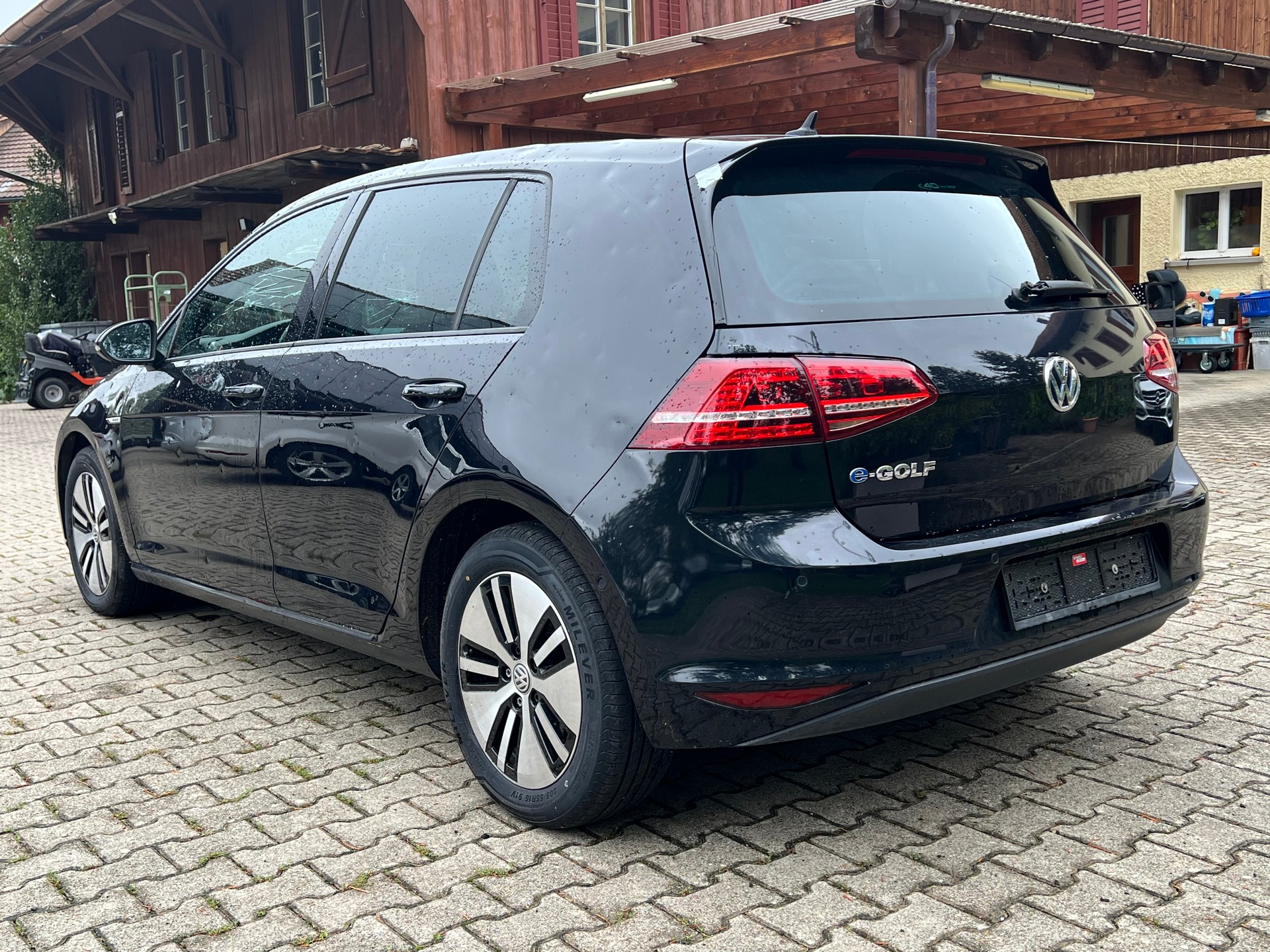 VW e-Golf-image-4