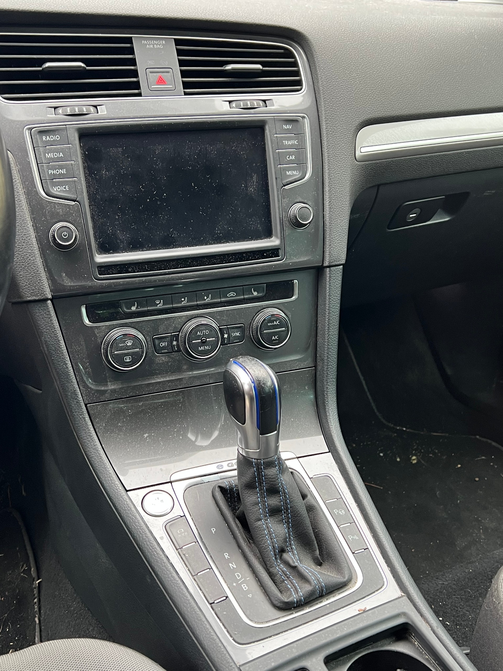VW e-Golf-image-10