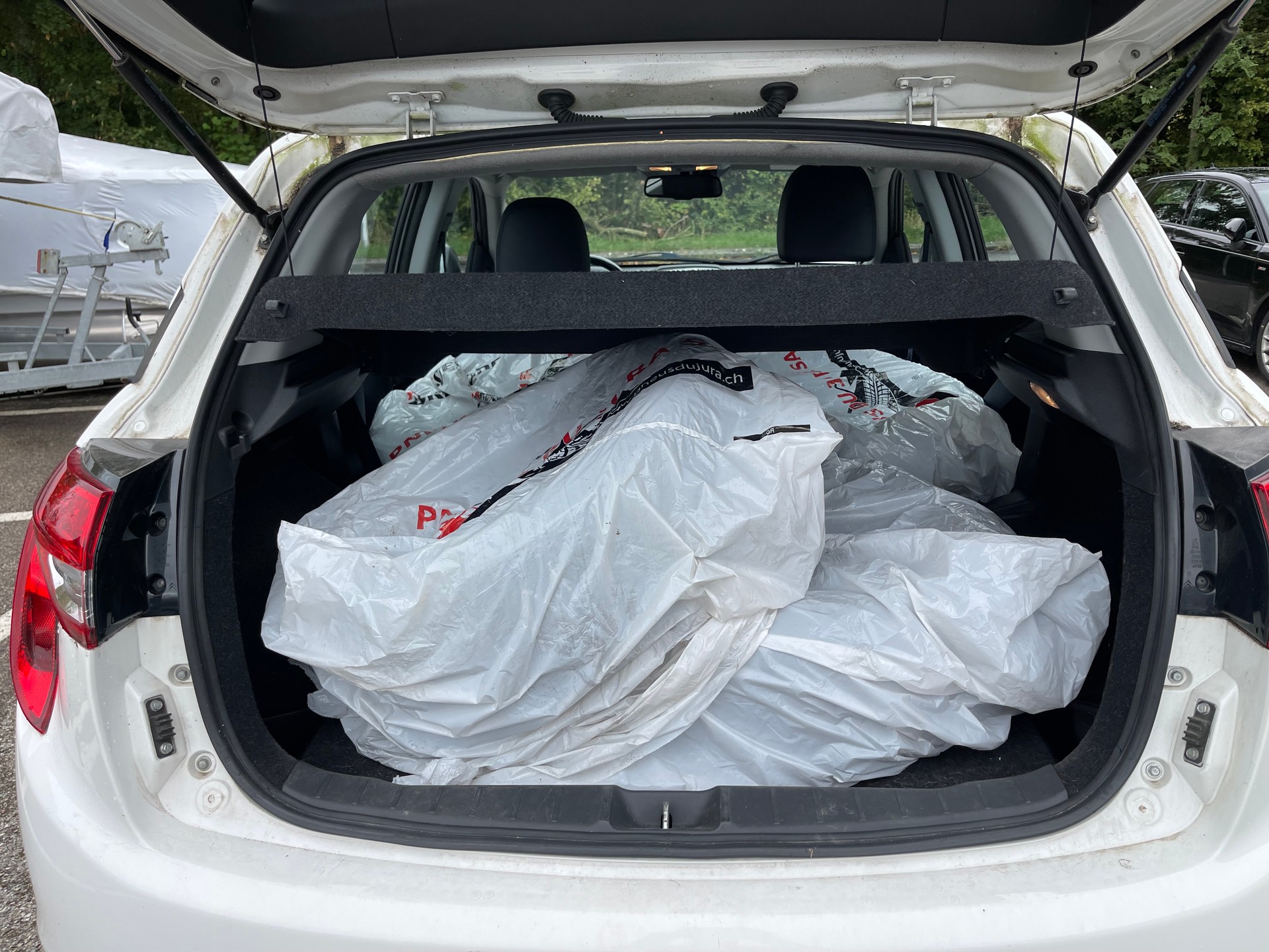 CITROEN C4 Aircross 1.6 HDi Collection 4WD-image-10