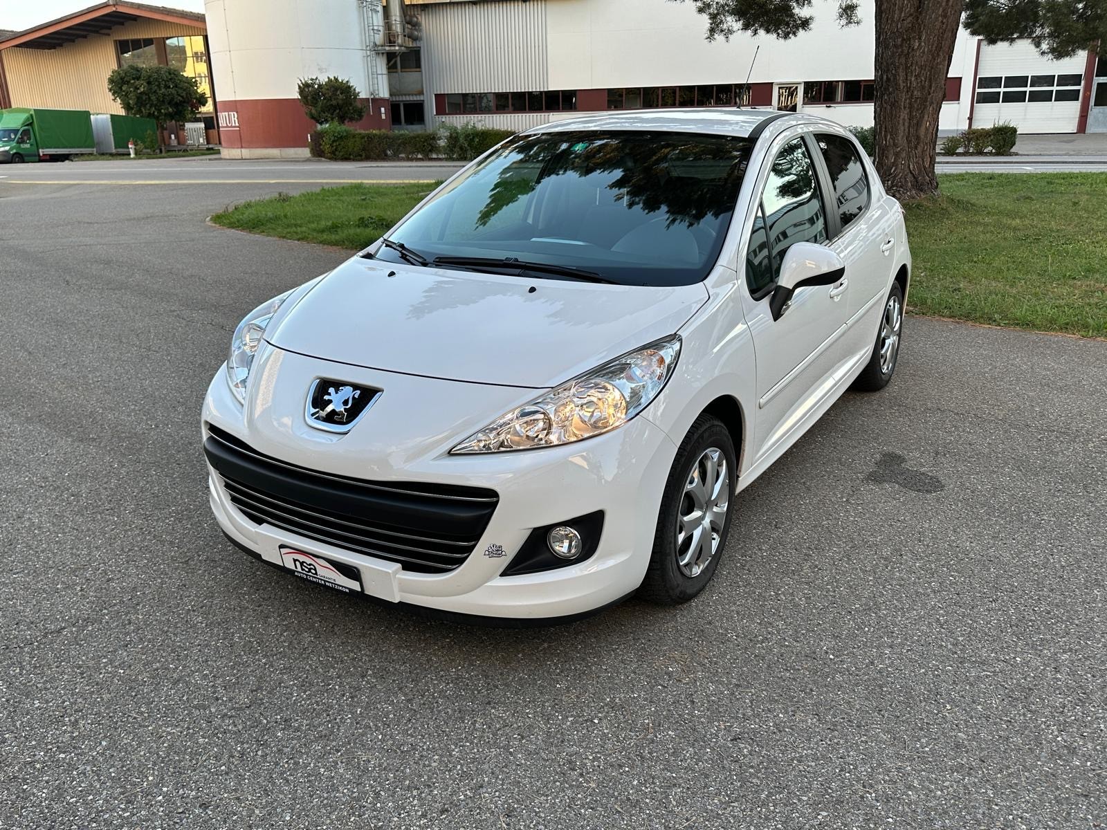 PEUGEOT 207 1.6 16V Sport-image-2
