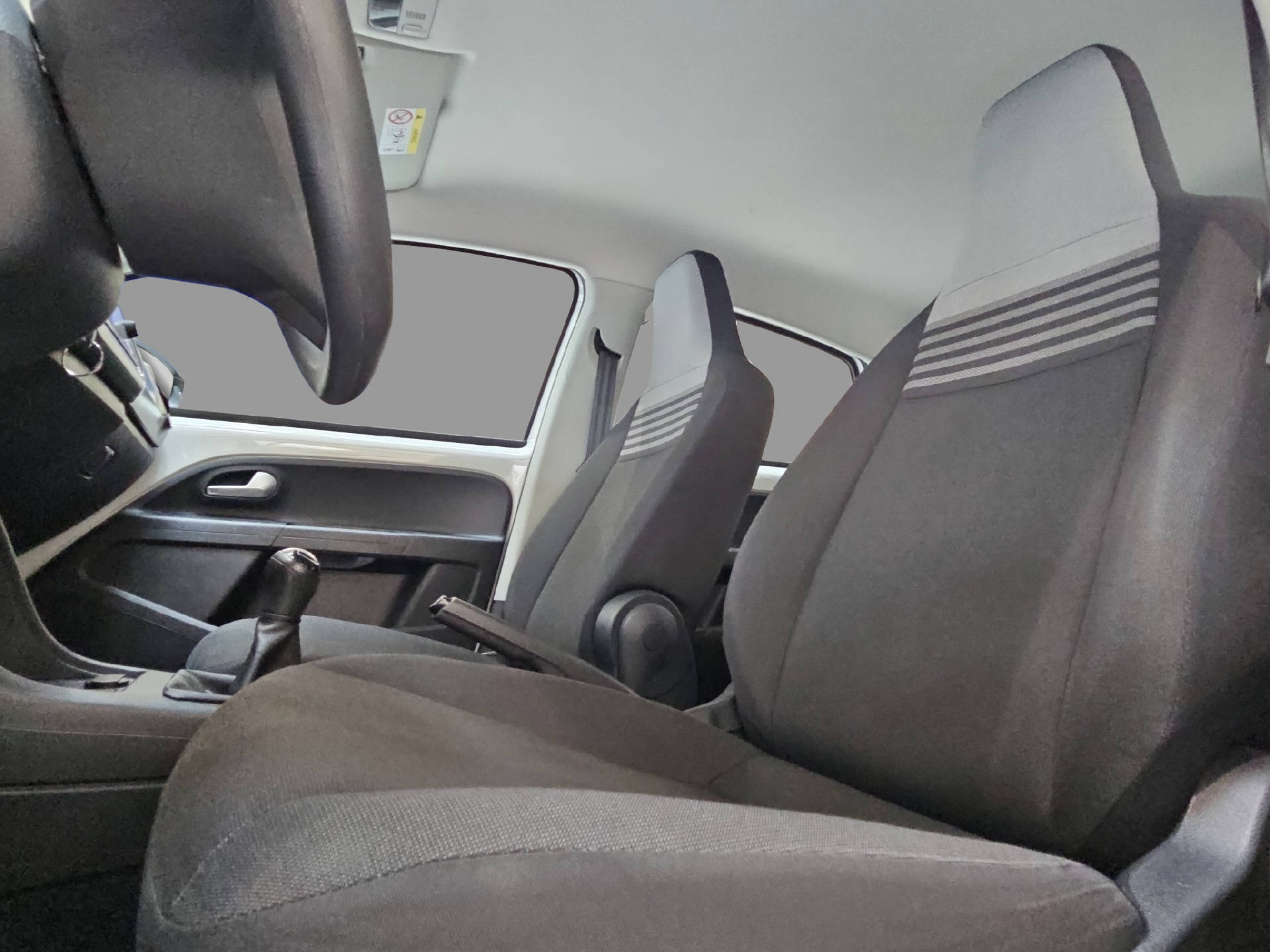 VW Up 1.0 MPI EcoF Move-image-12