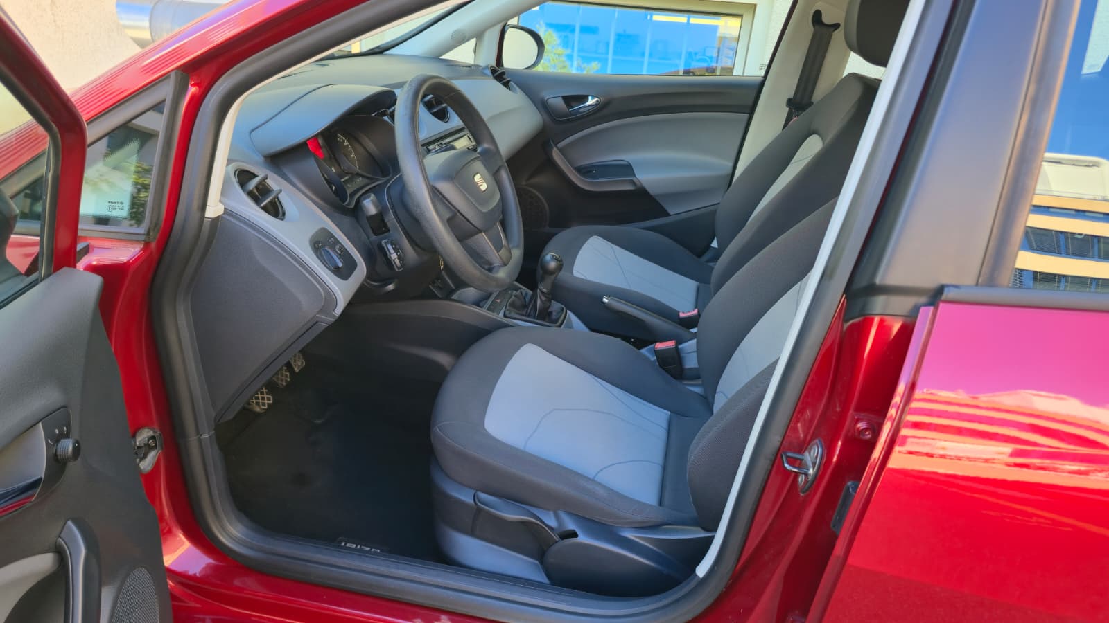 SEAT Ibiza 1.2 TSI Style-image-11