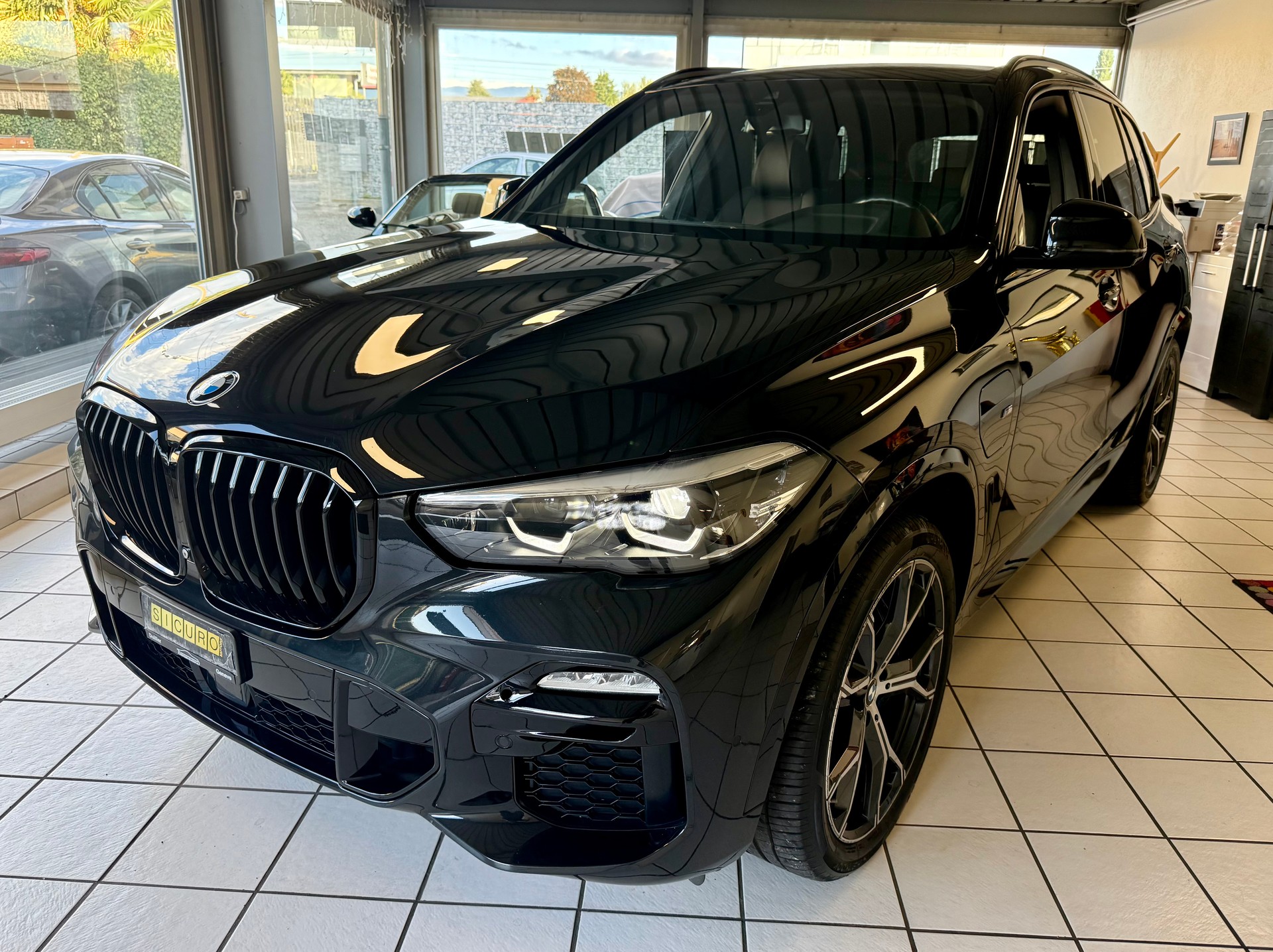 BMW X5 xDrive45e Steptronic-image-3