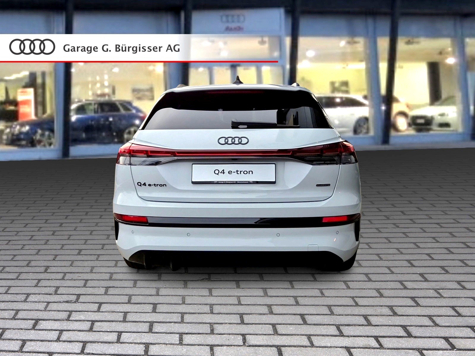 AUDI Q4 e-tron SUV quattro performance Swiss Ski Gletscherweiss Metallic-image-4