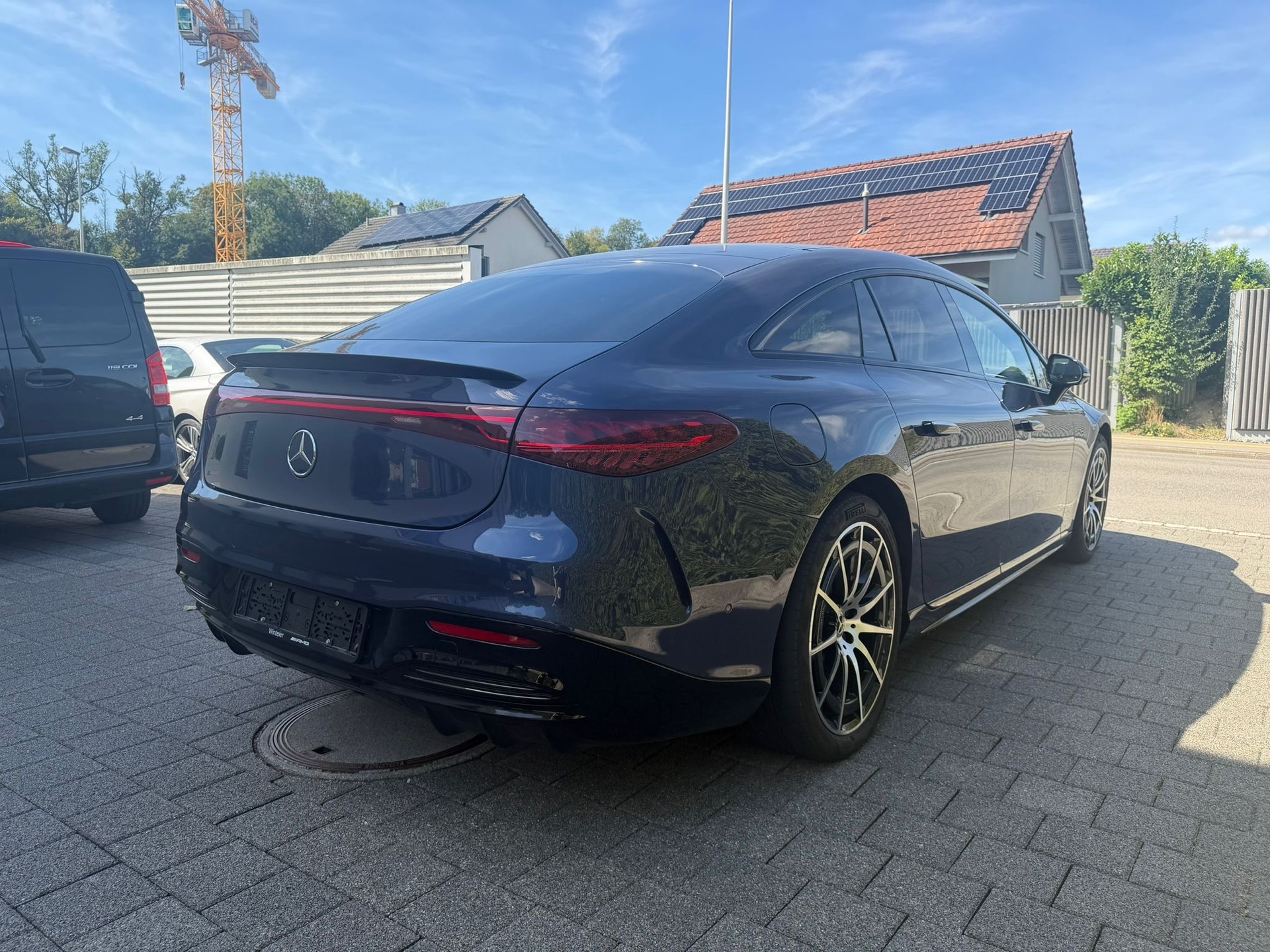 MERCEDES-BENZ EQS 580 Executive Edition AMG Line 4matic-image-1