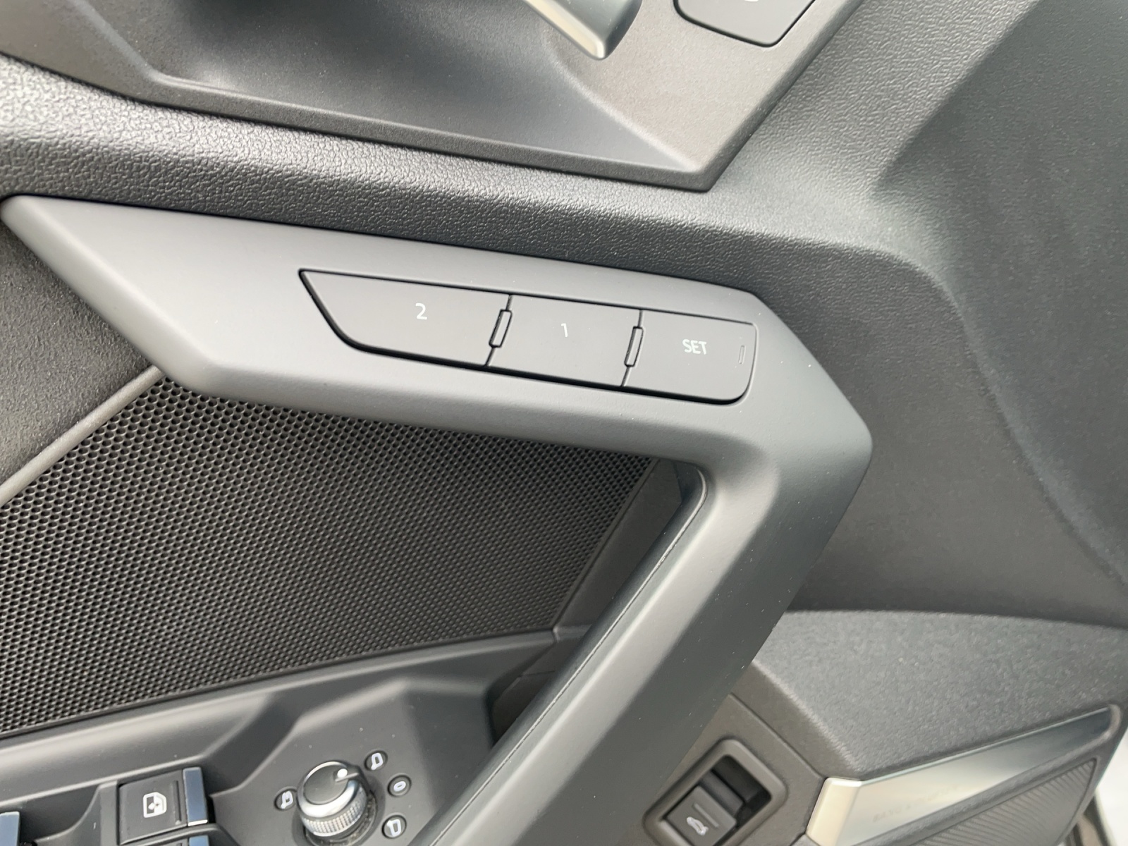 AUDI RS3 Sportback 2.5 TSI quattro S-tronic-image-13