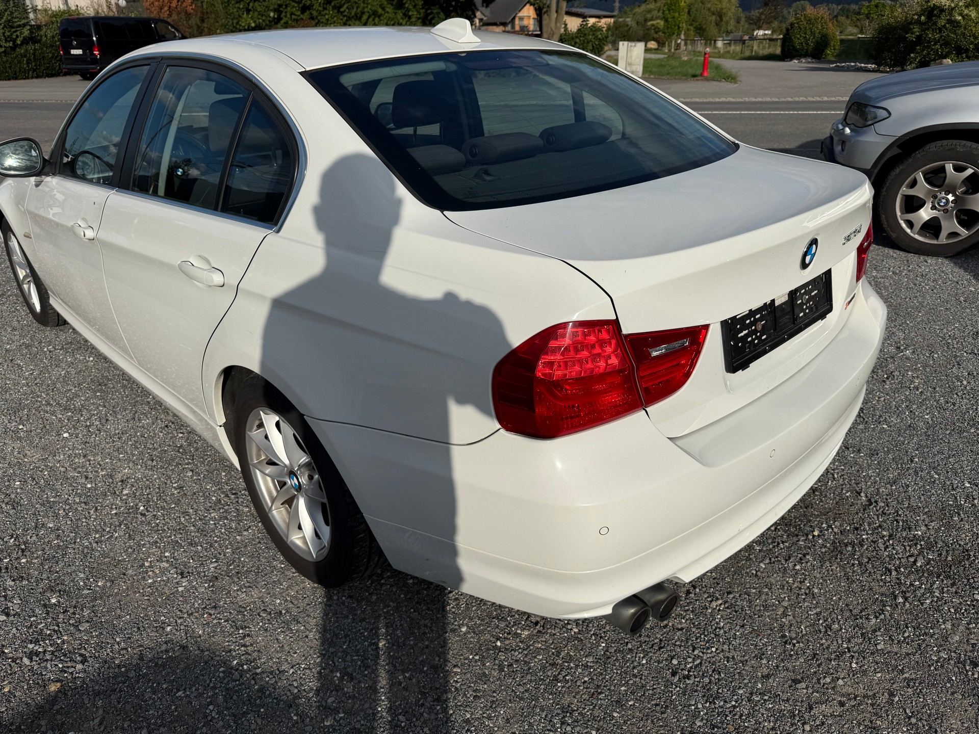 BMW 325i x-Drive Steptronic-image-2