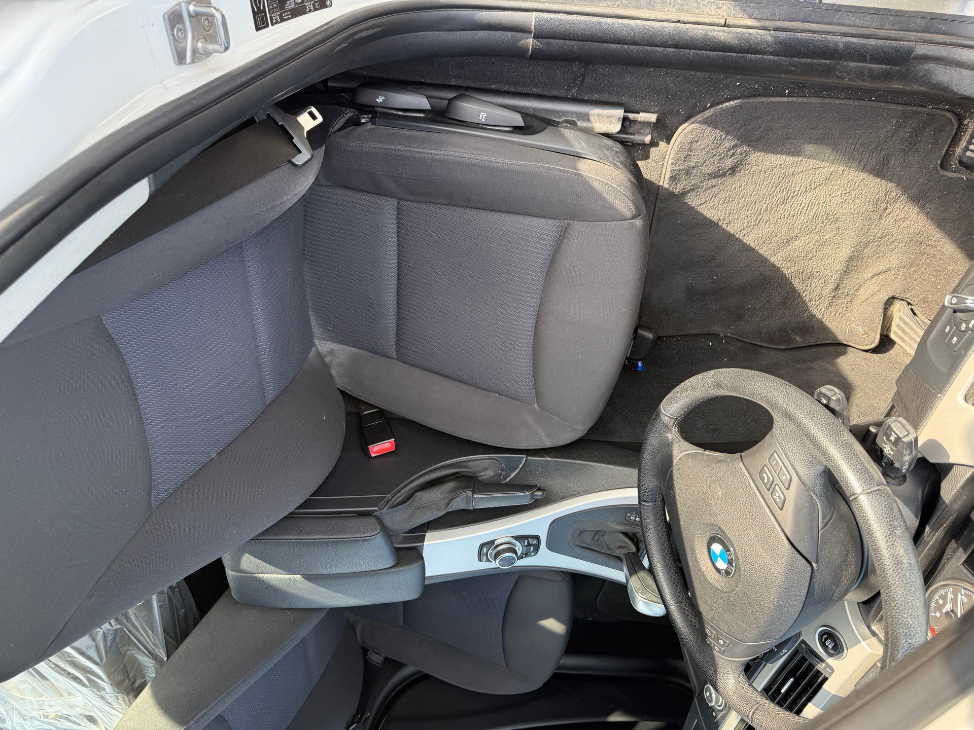 BMW 325i x-Drive Steptronic-image-9