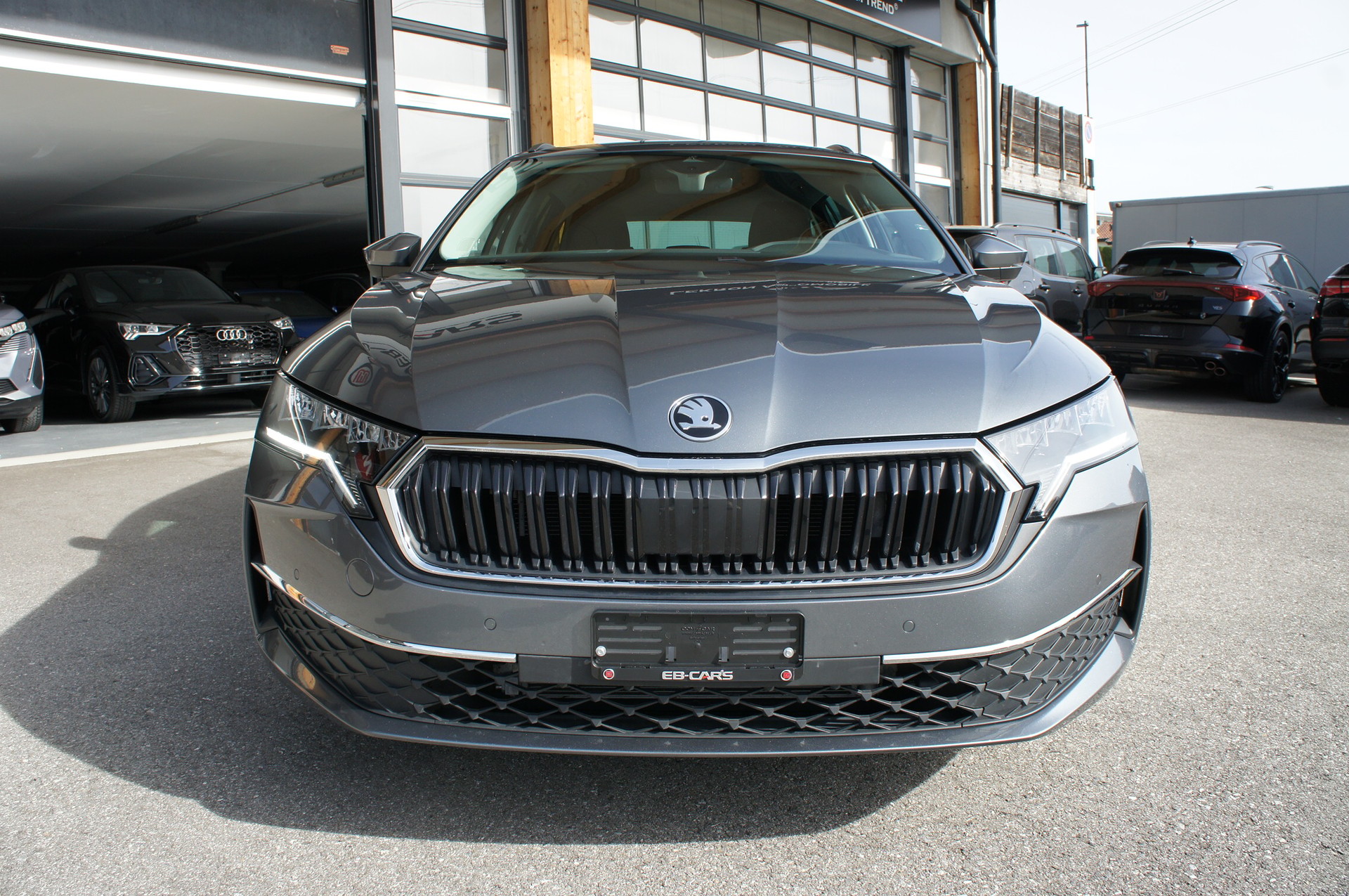 SKODA Octavia Combi 1.5 TSI mHEV DSG Selection-image-7