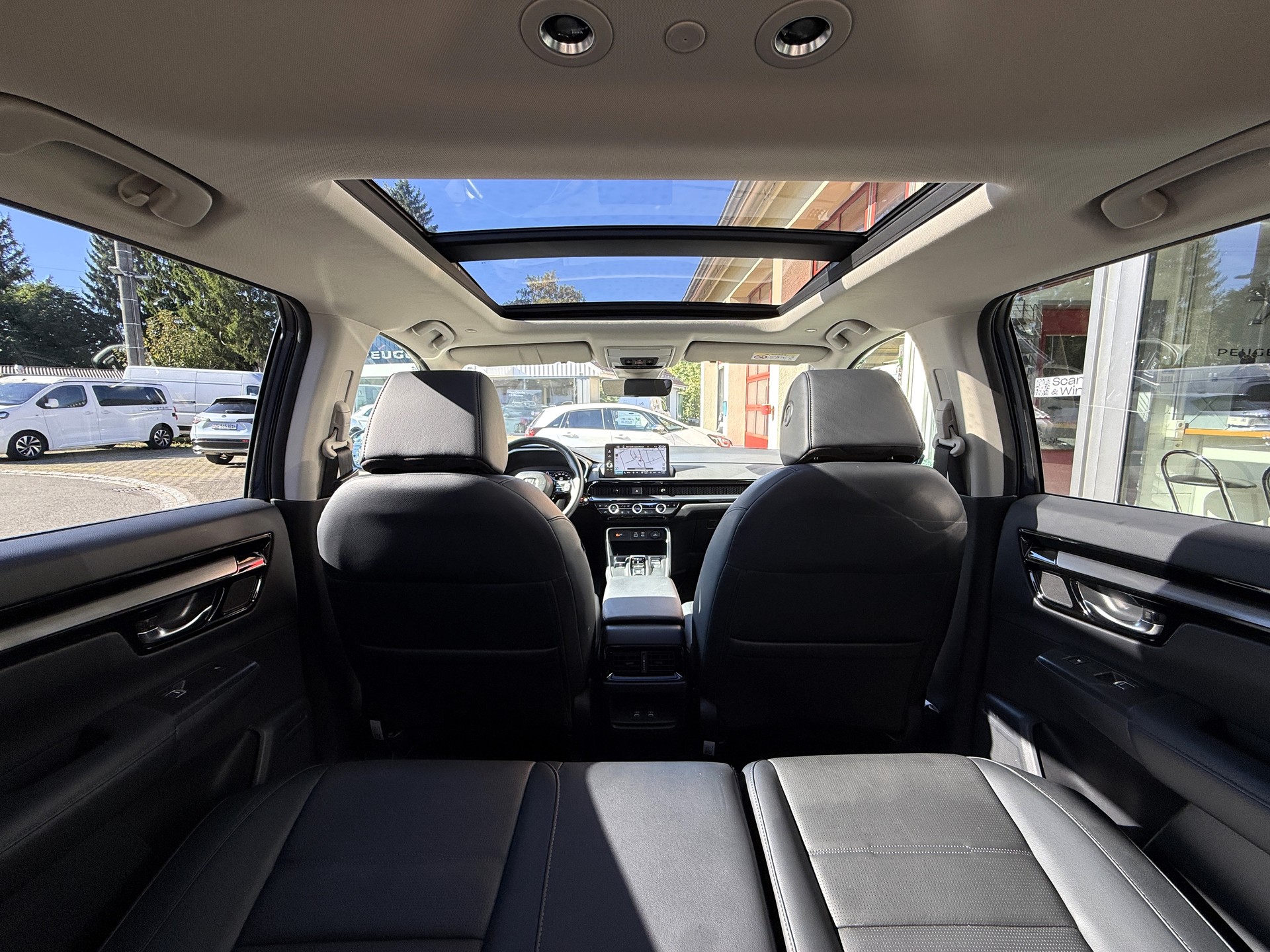 HONDA CR-V 2.0i MMD Hybrid Advance 4WD Automatic-image-10