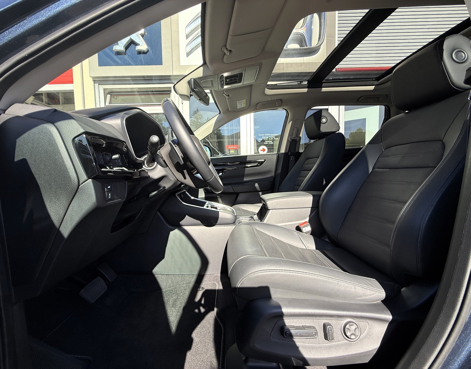HONDA CR-V 2.0i MMD Hybrid Advance 4WD Automatic-image-15