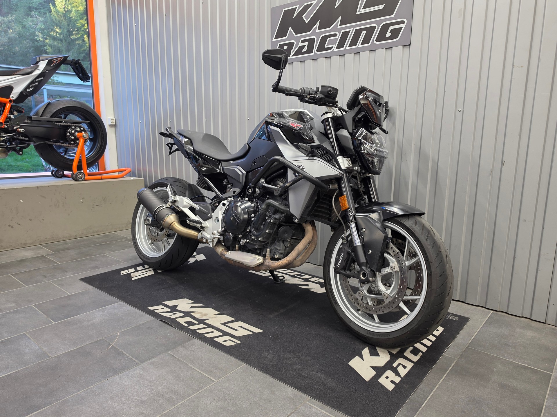 BMW F 900 R A2 (35kW) ABS-showroom-element-1